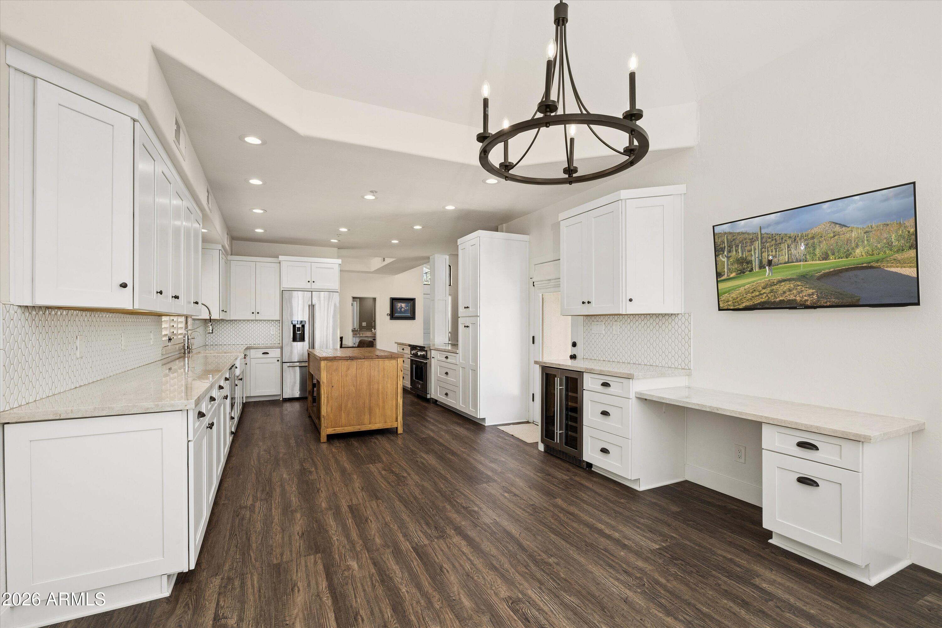 7323 E GAINEY RANCH Road 18