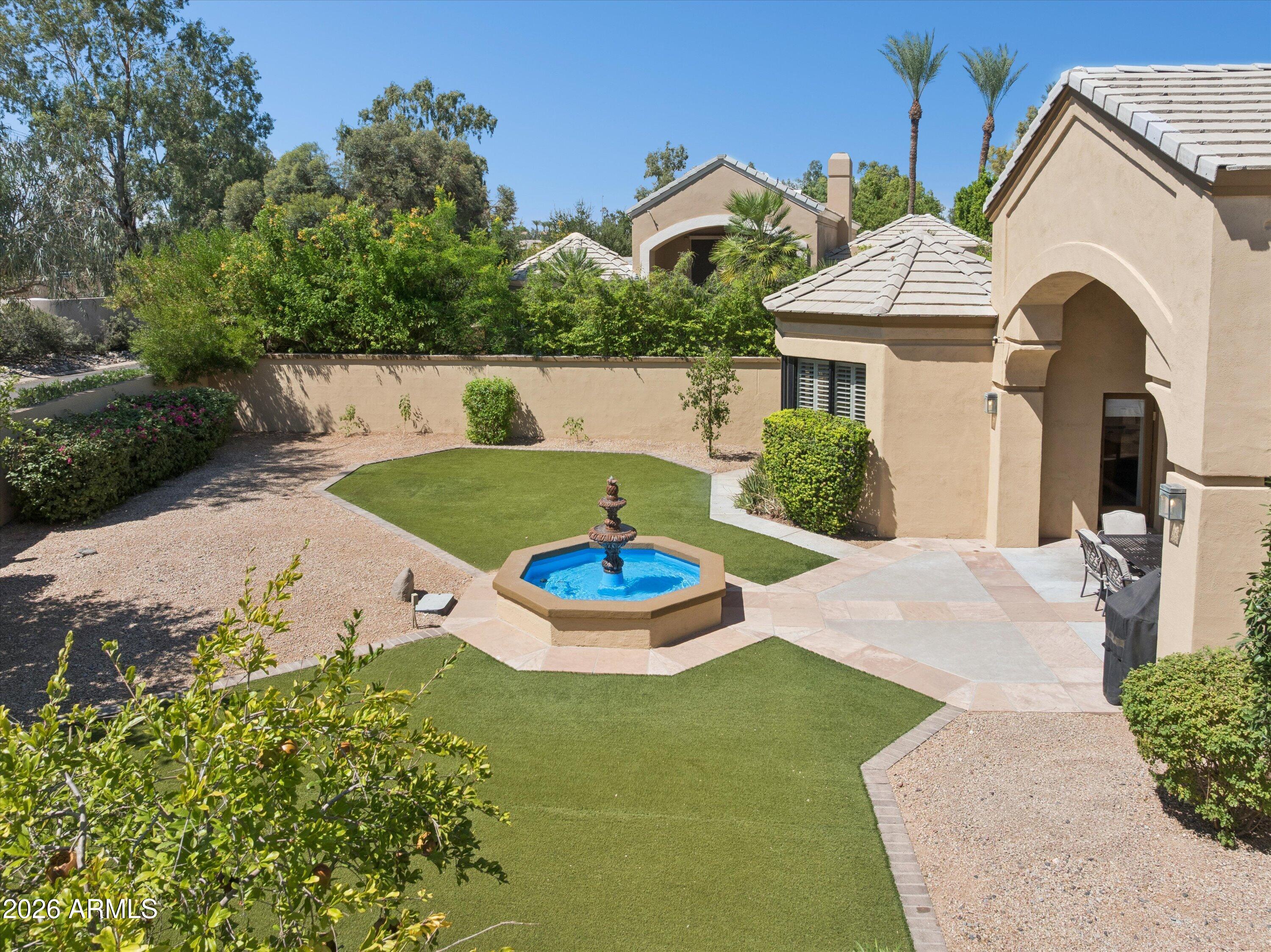 7323 E GAINEY RANCH Road 18