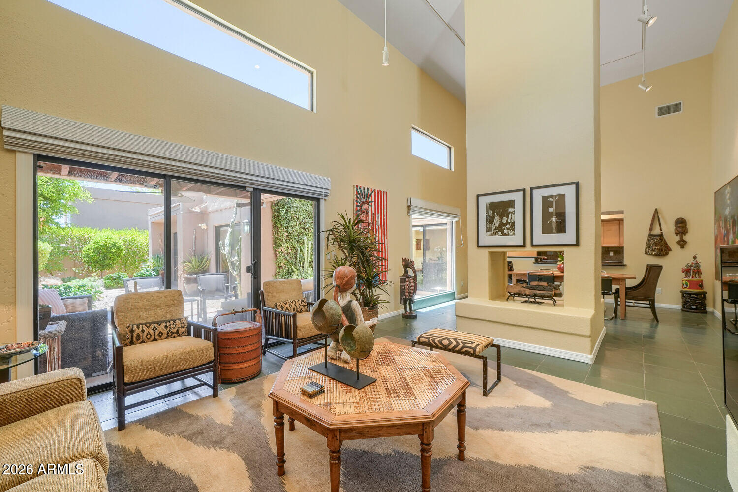 3047 E STELLA Lane