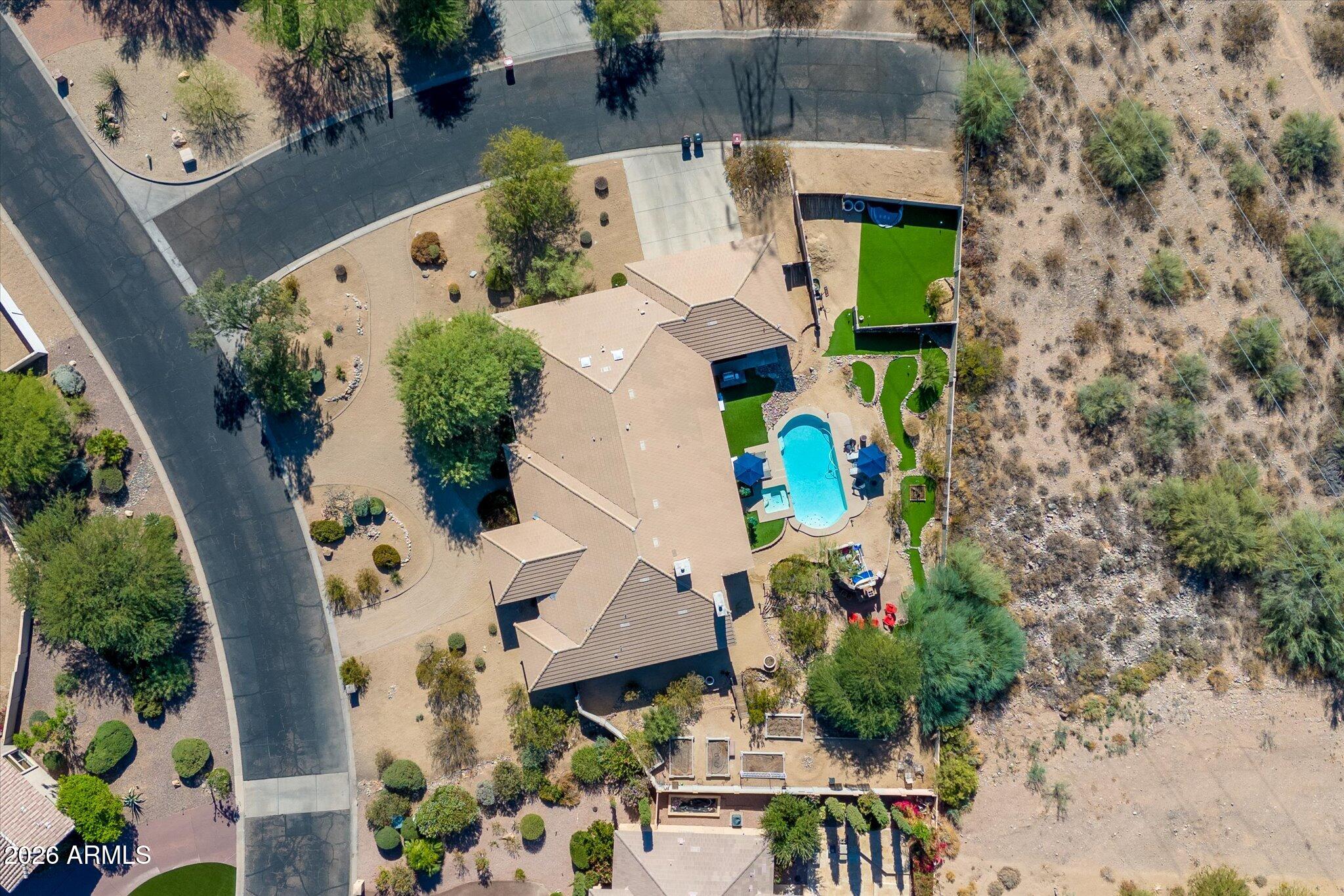 10450 N 117th Place