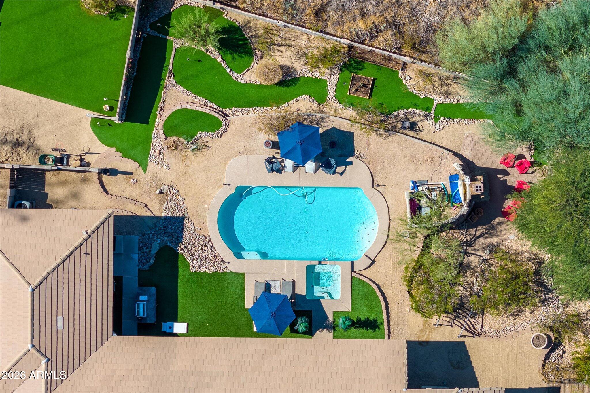 10450 N 117th Place