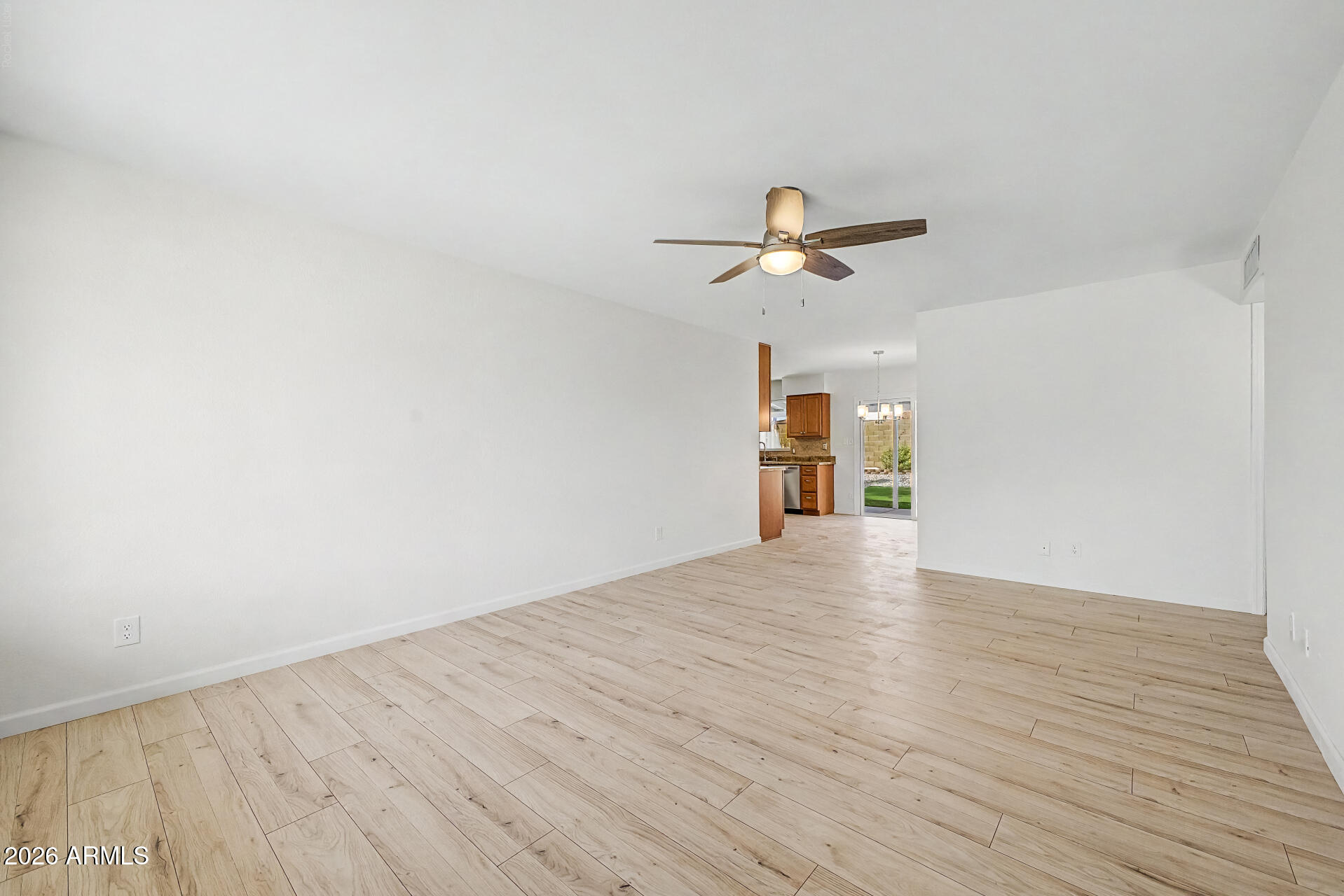 3720 W LIBBY Street