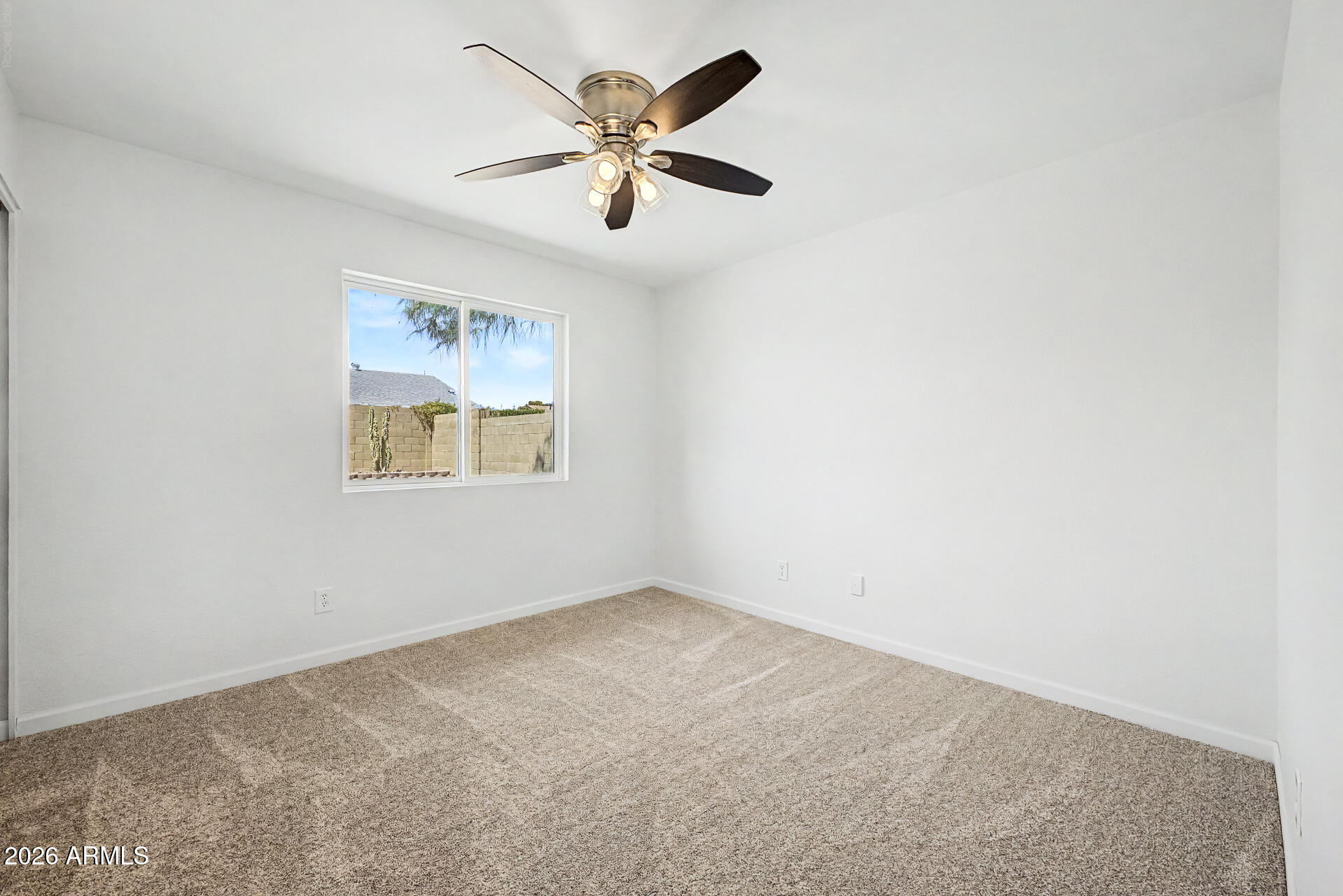 3720 W LIBBY Street