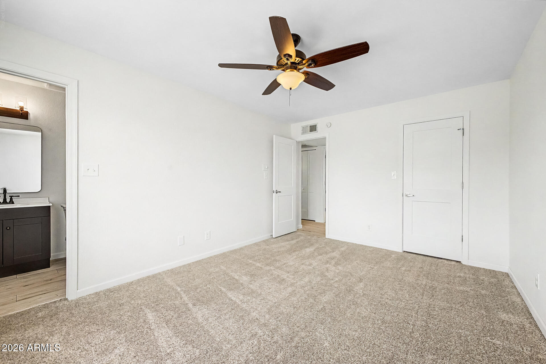 3720 W LIBBY Street