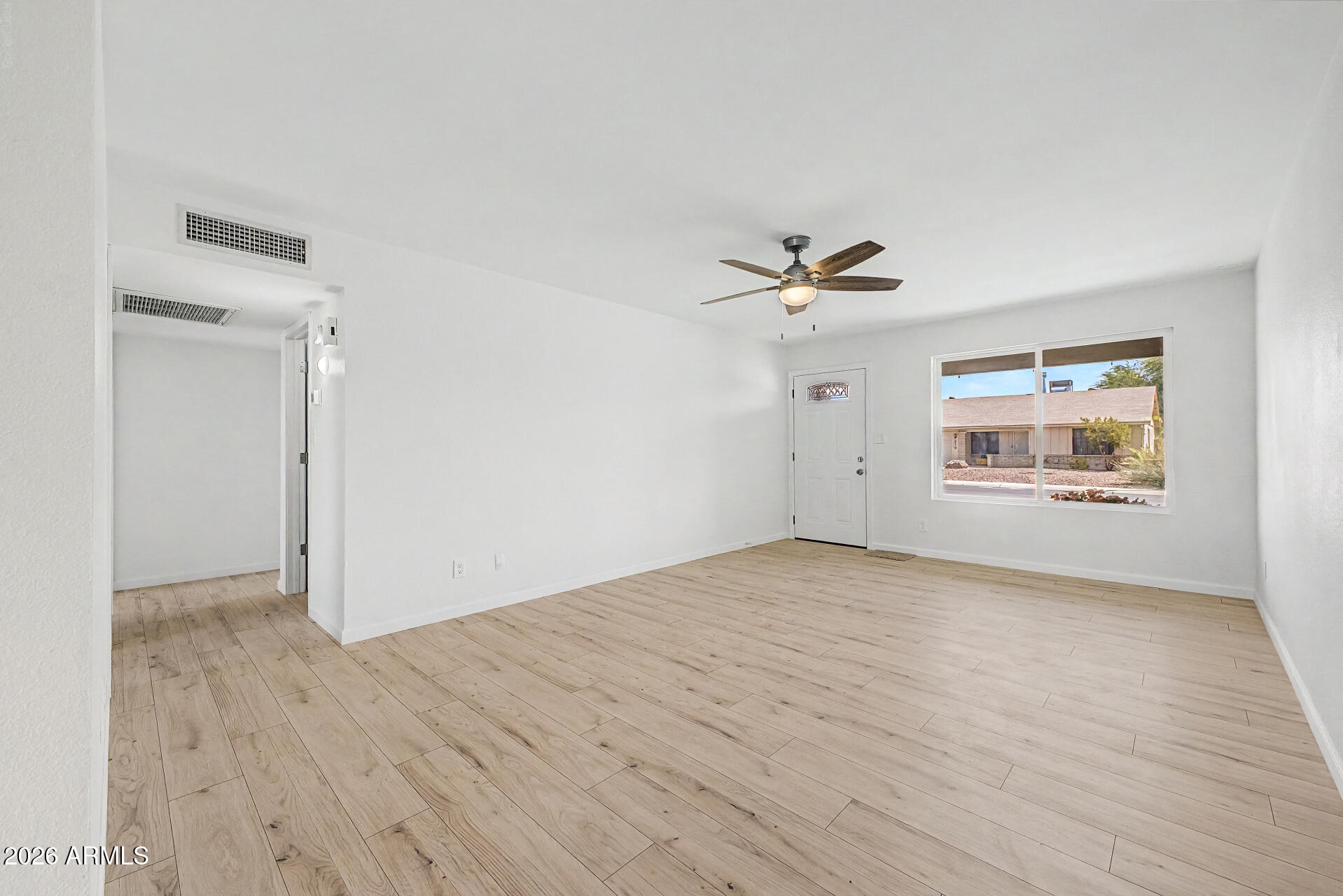 3720 W LIBBY Street