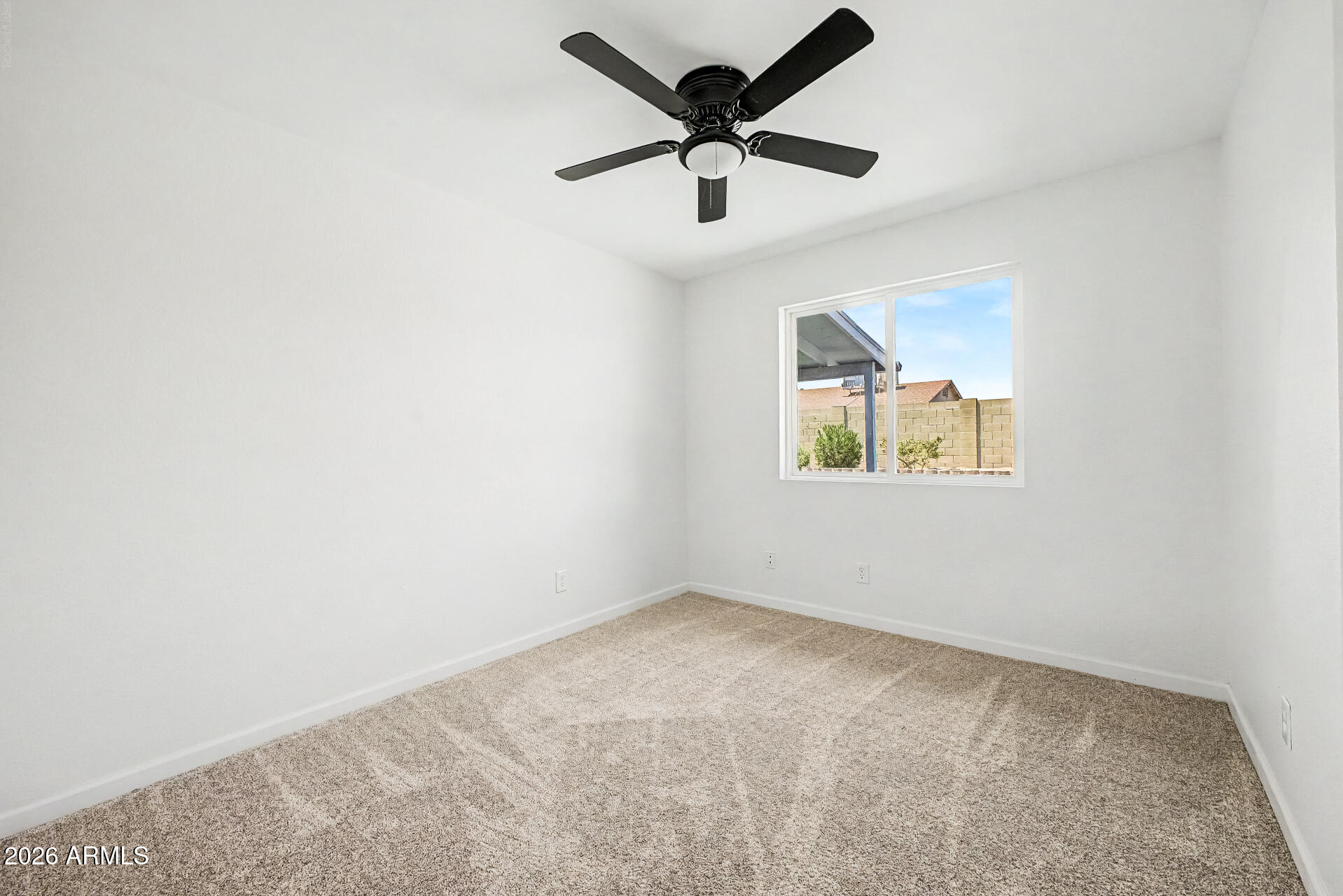 3720 W LIBBY Street