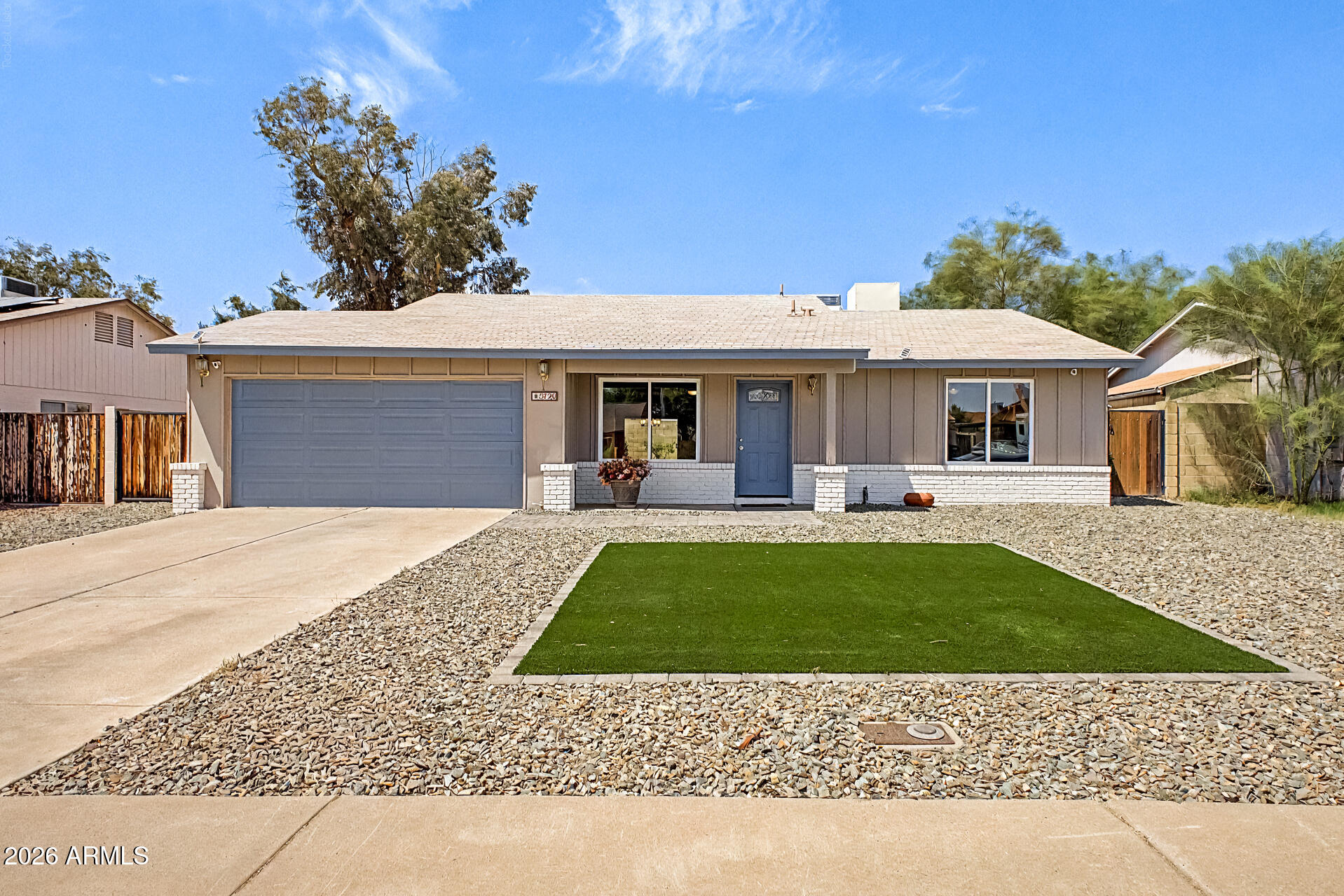 3720 W LIBBY Street