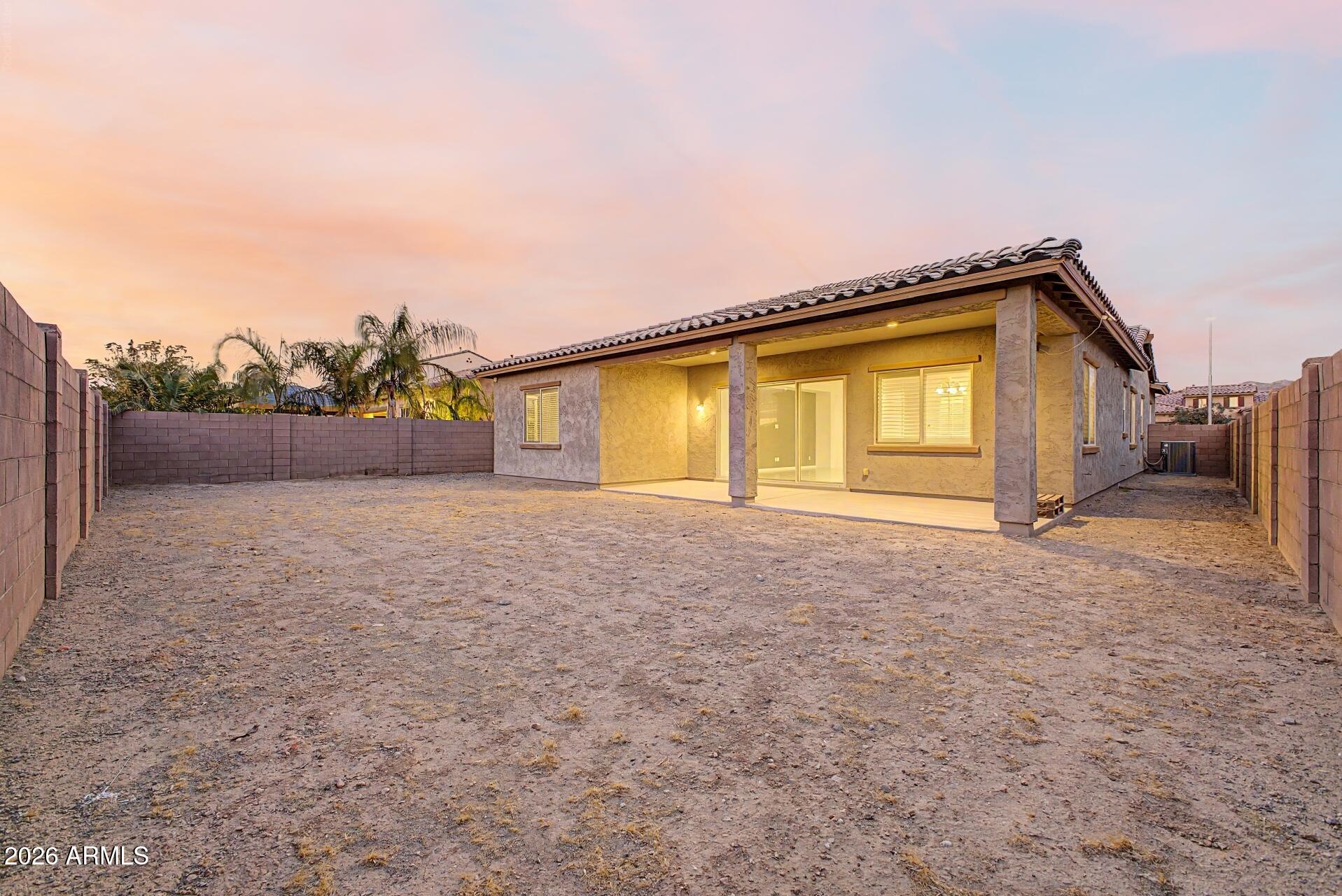 11814 S 51ST Drive