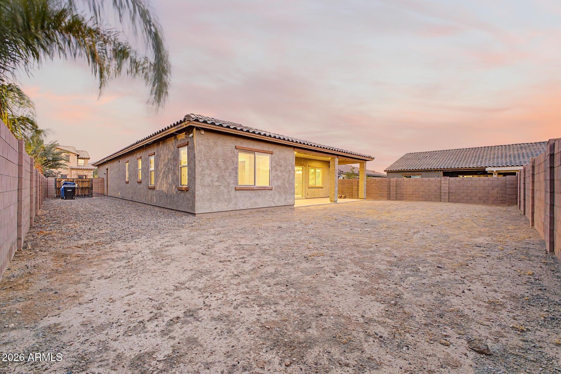 11814 S 51ST Drive