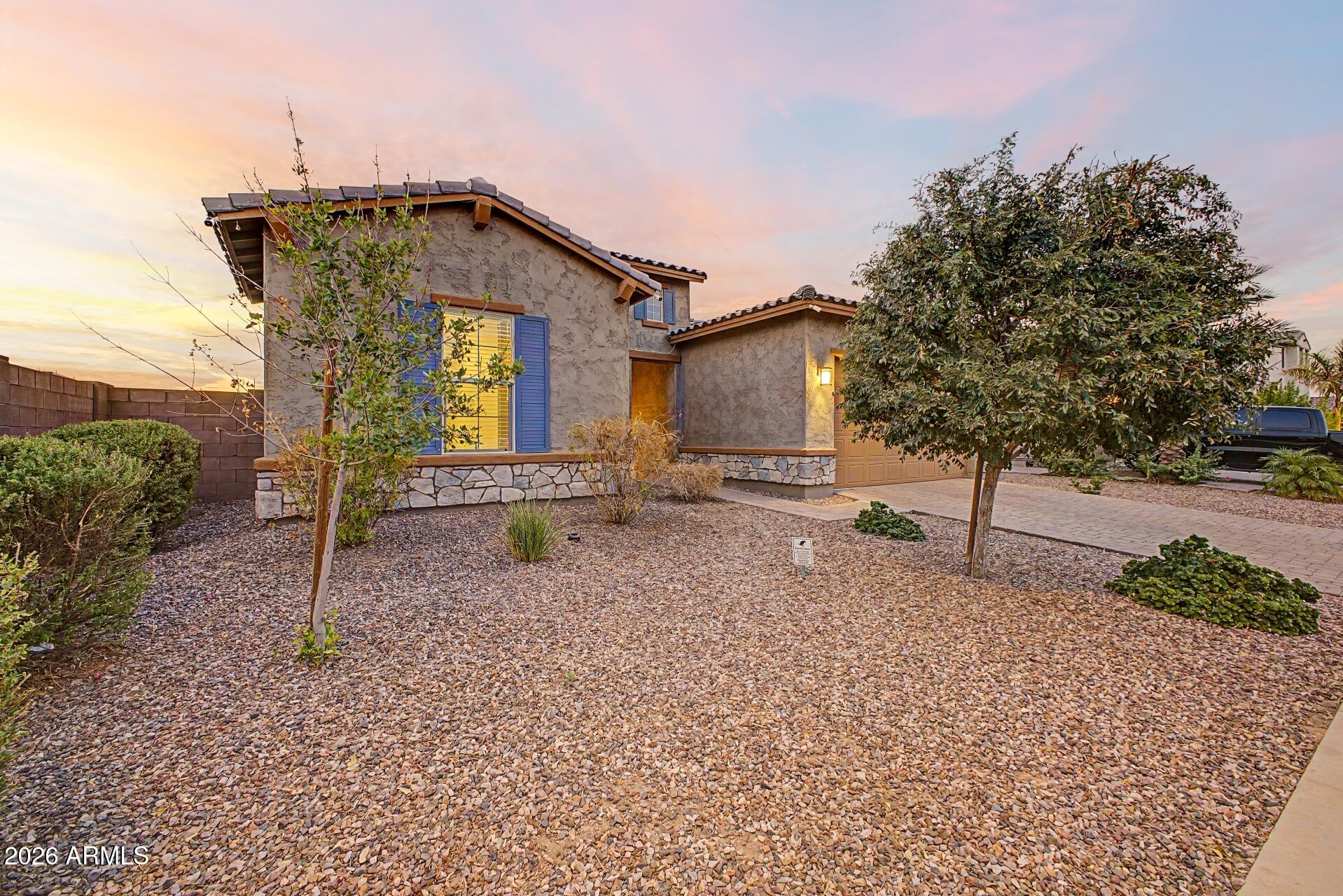 11814 S 51ST Drive