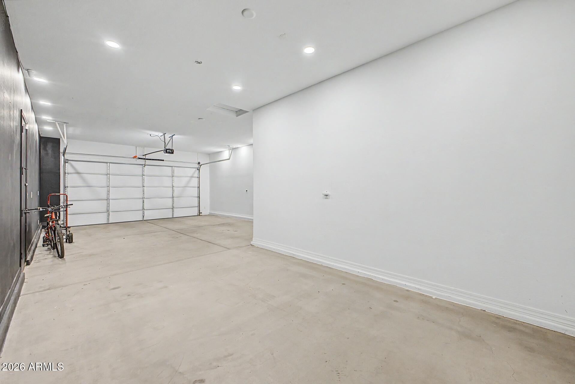 11814 S 51ST Drive