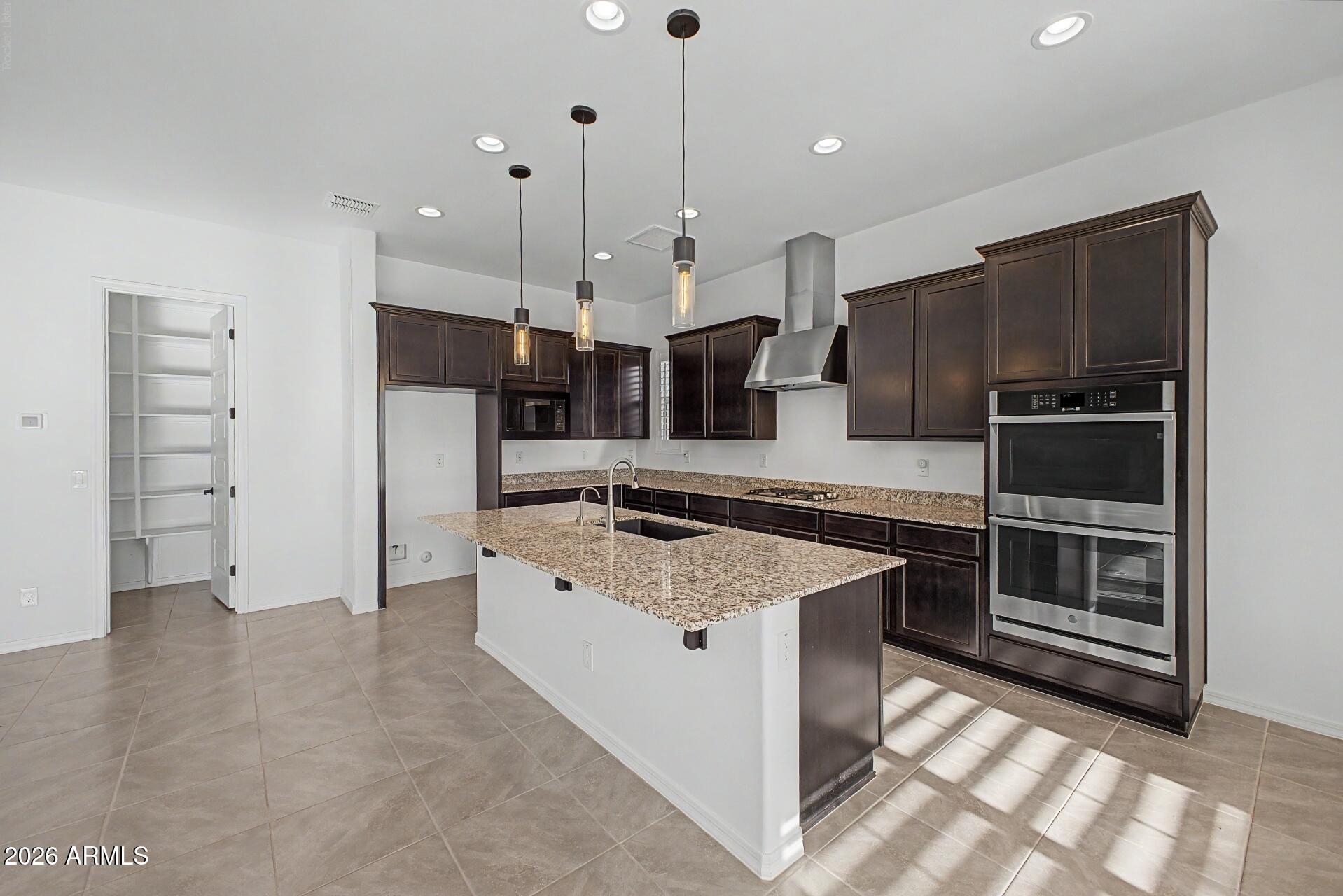 11814 S 51ST Drive