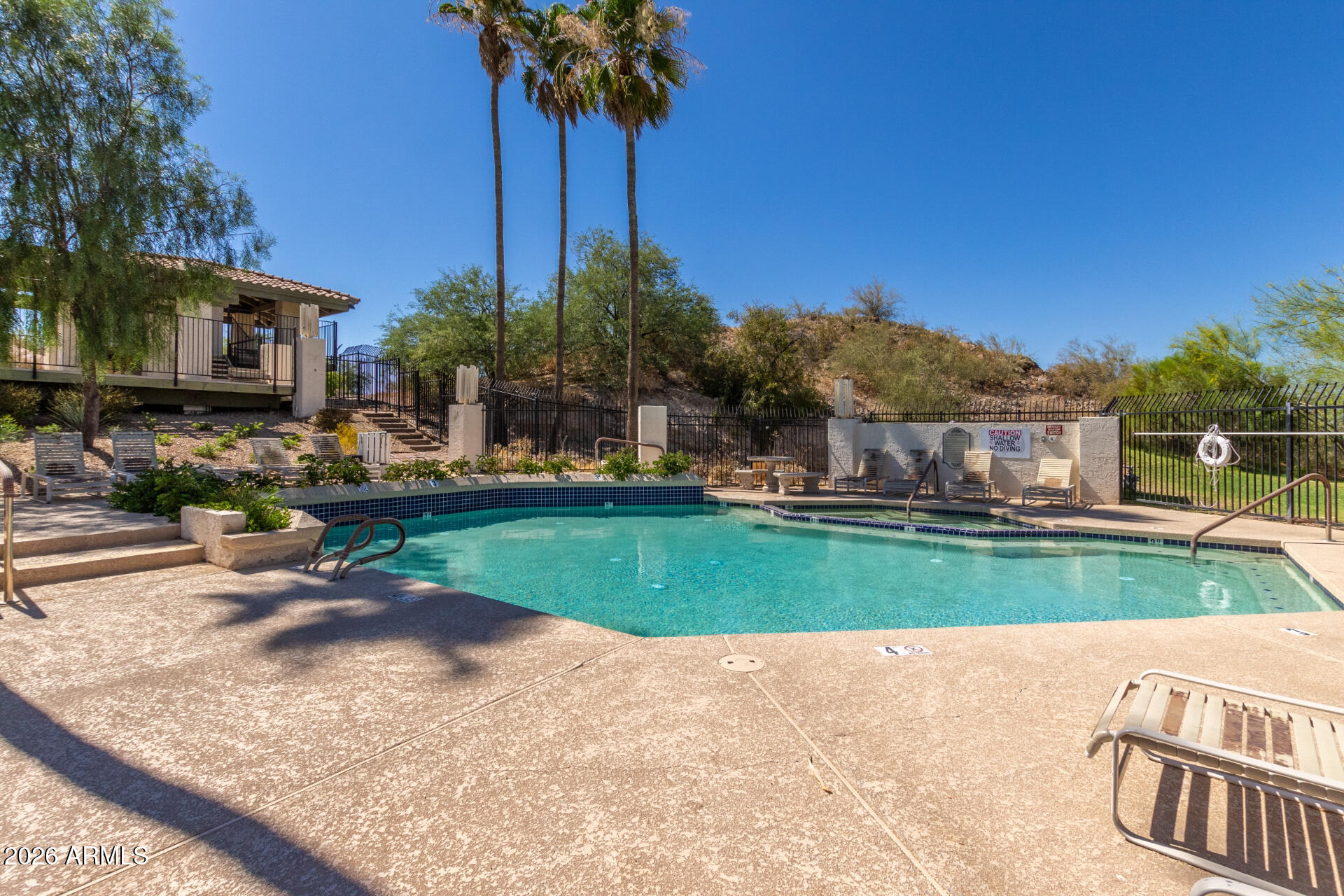 4902 E HAZEL Drive 1