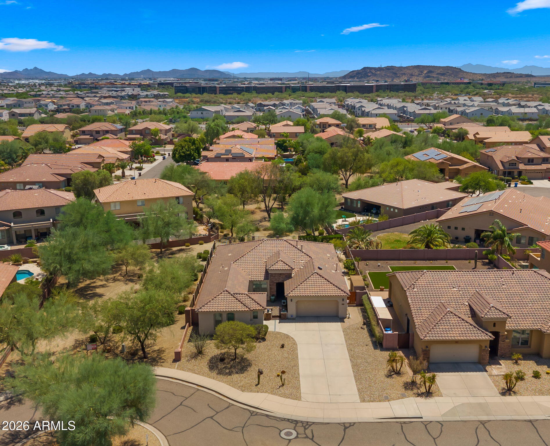 2407 W MAYA Way