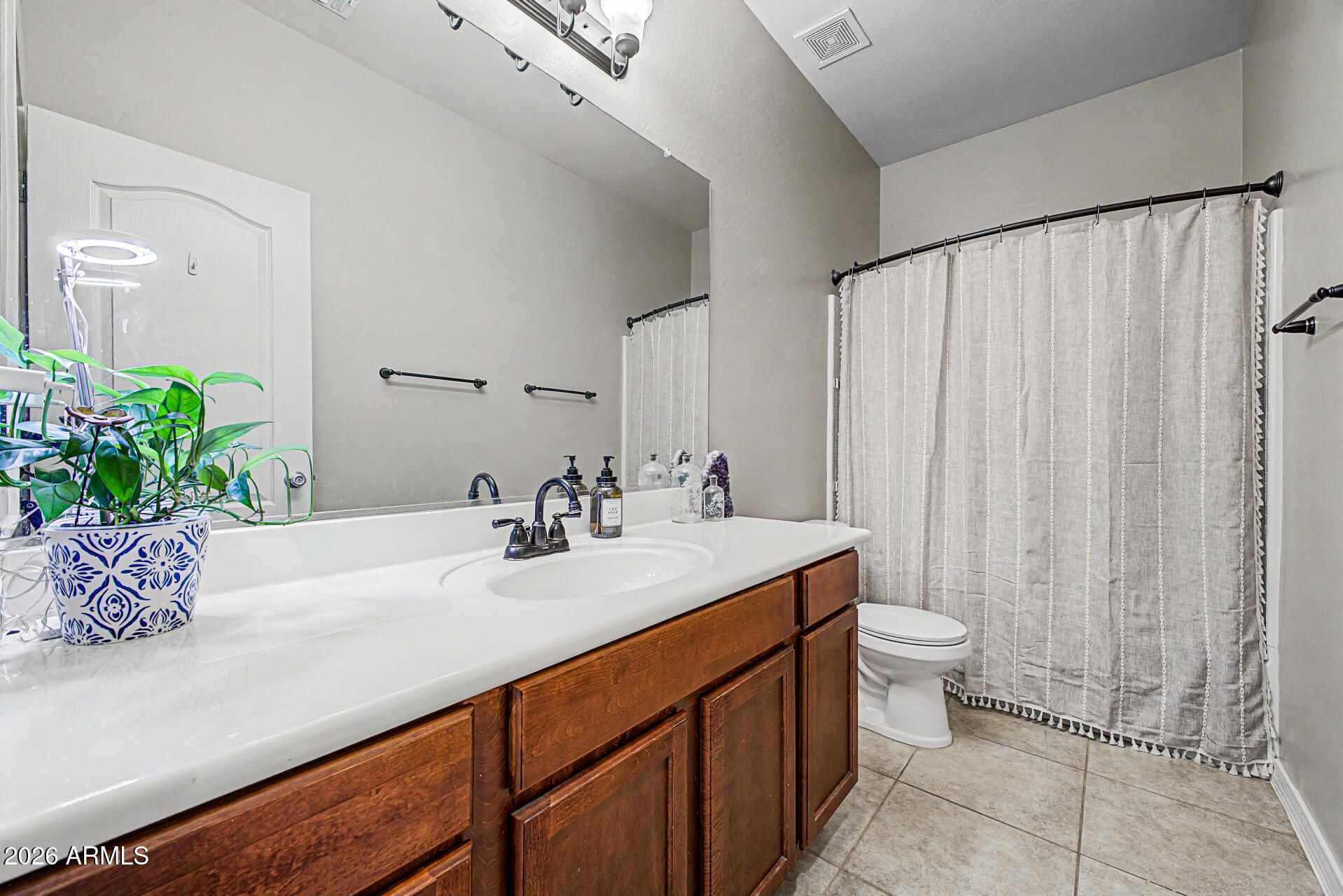 25399 W HEATHERMOOR Drive