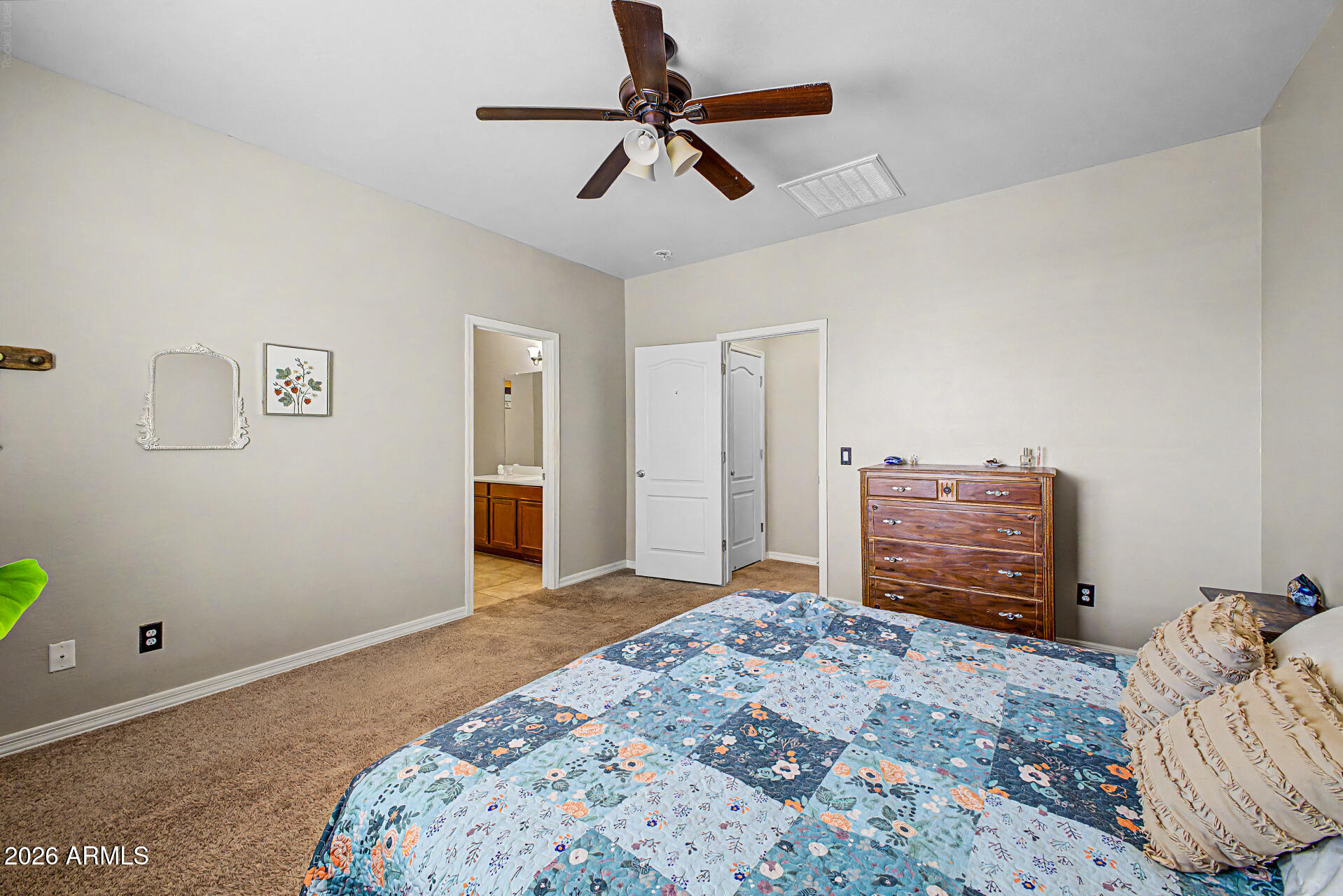 25399 W HEATHERMOOR Drive