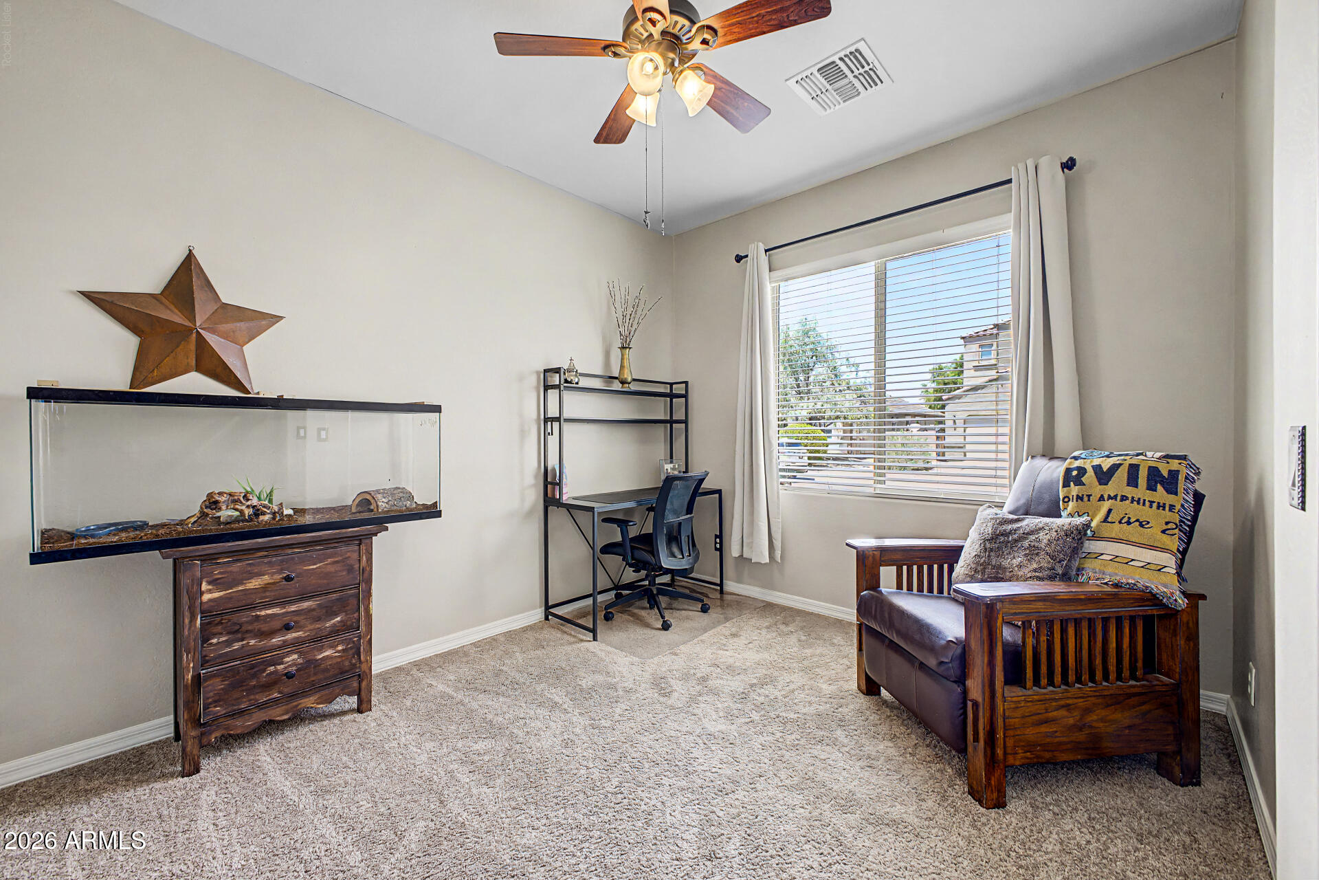 25399 W HEATHERMOOR Drive