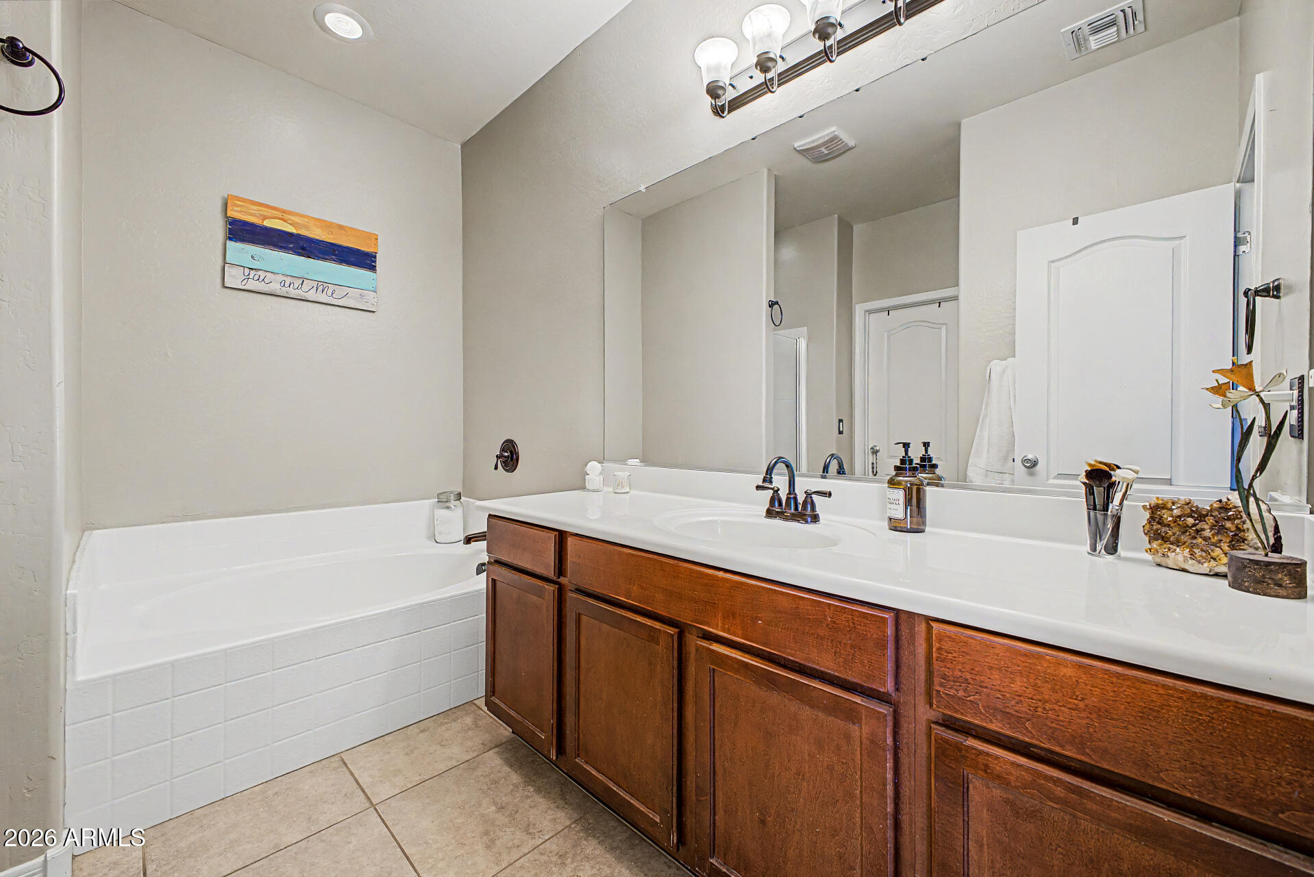 25399 W HEATHERMOOR Drive