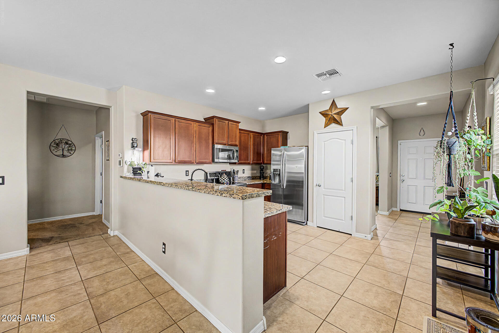 25399 W HEATHERMOOR Drive