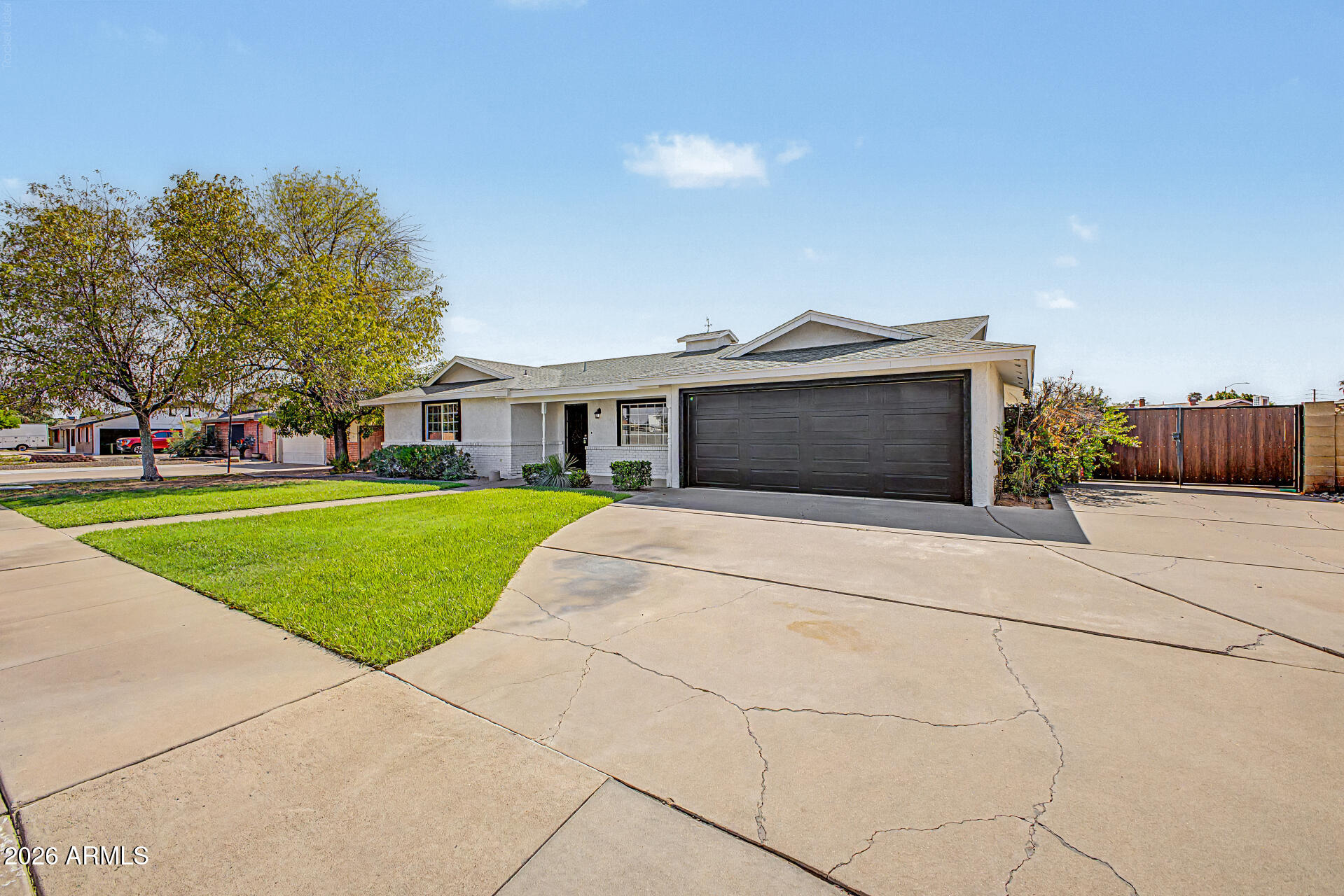 1326 S SPUR
