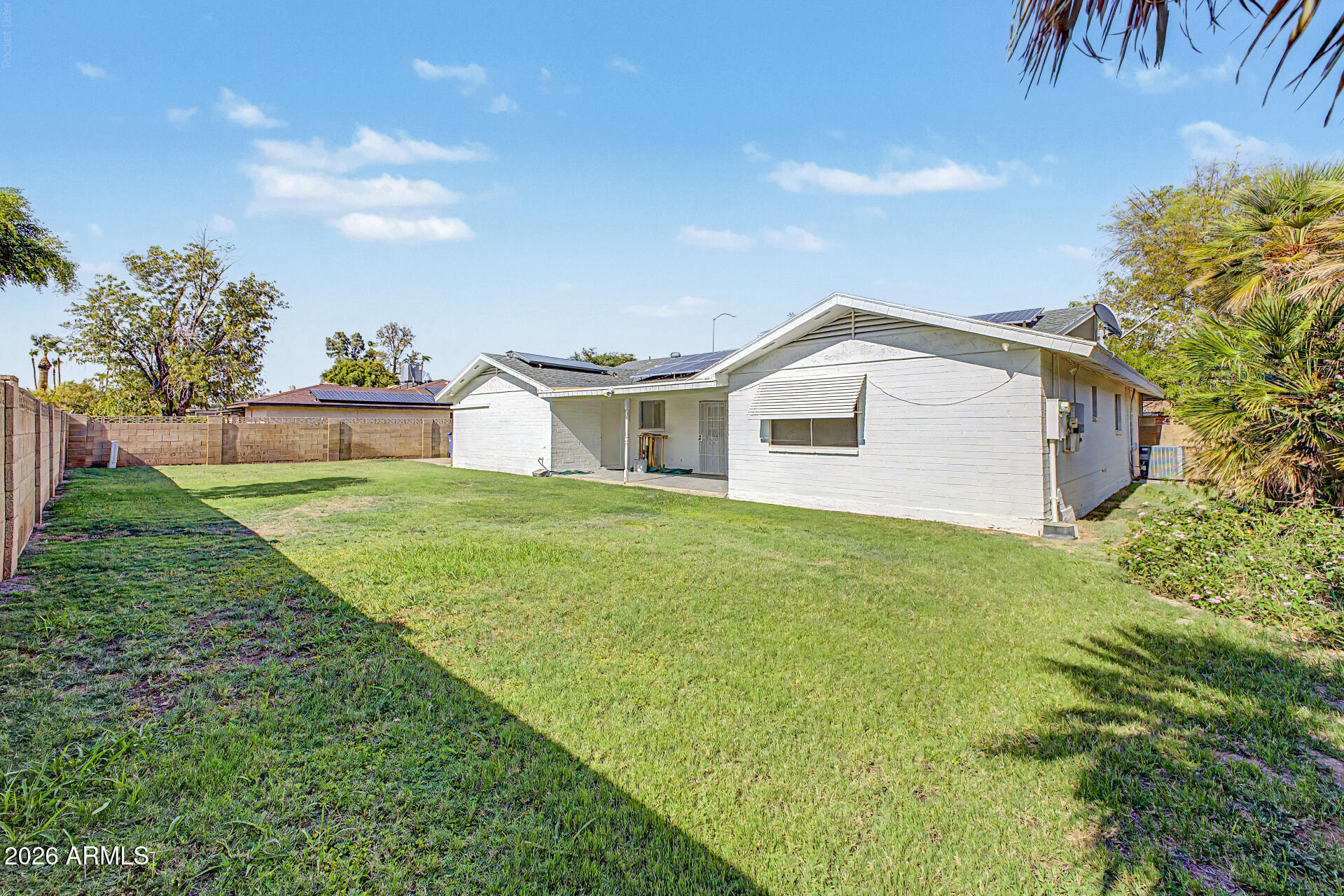 1326 S SPUR