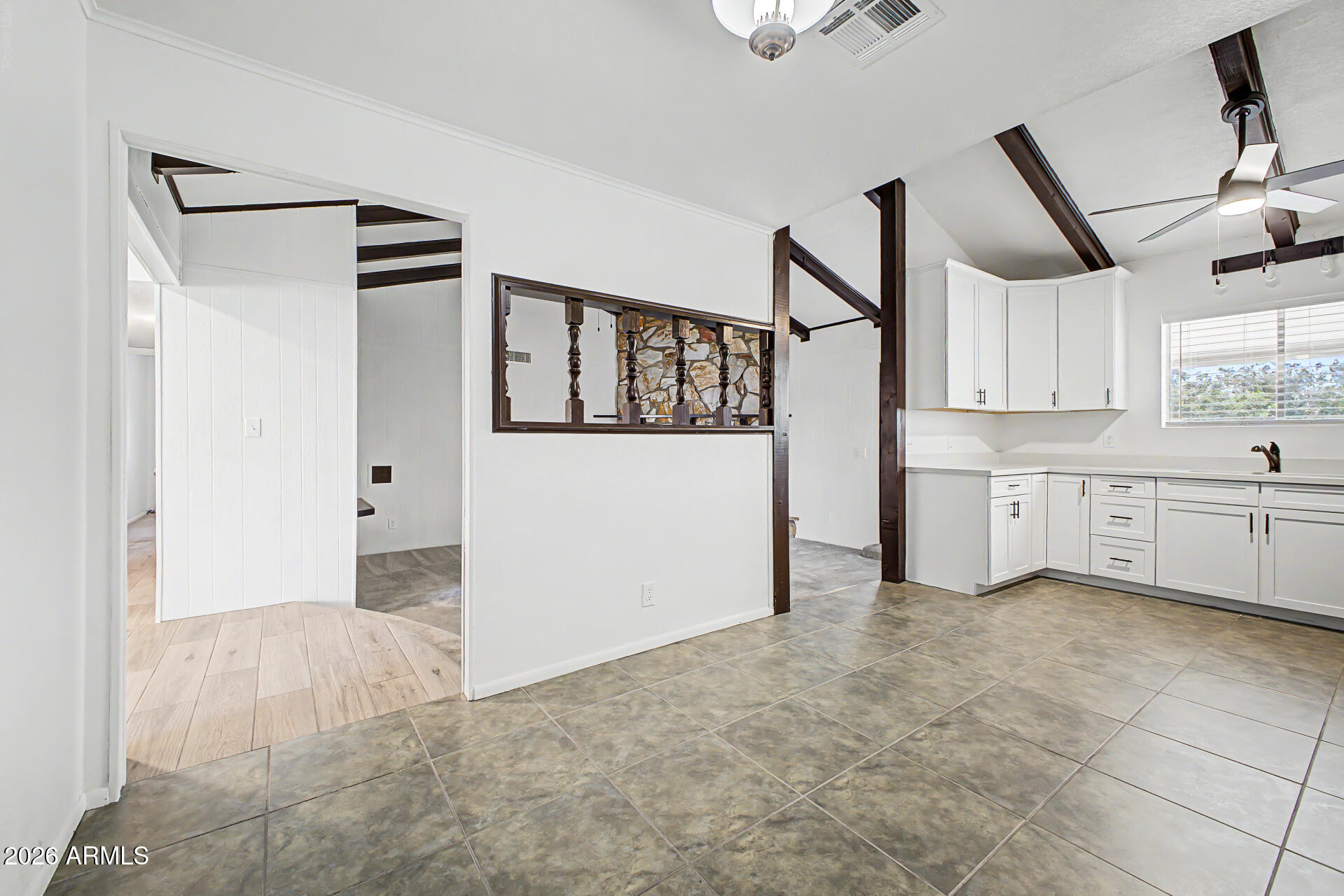 1326 S SPUR