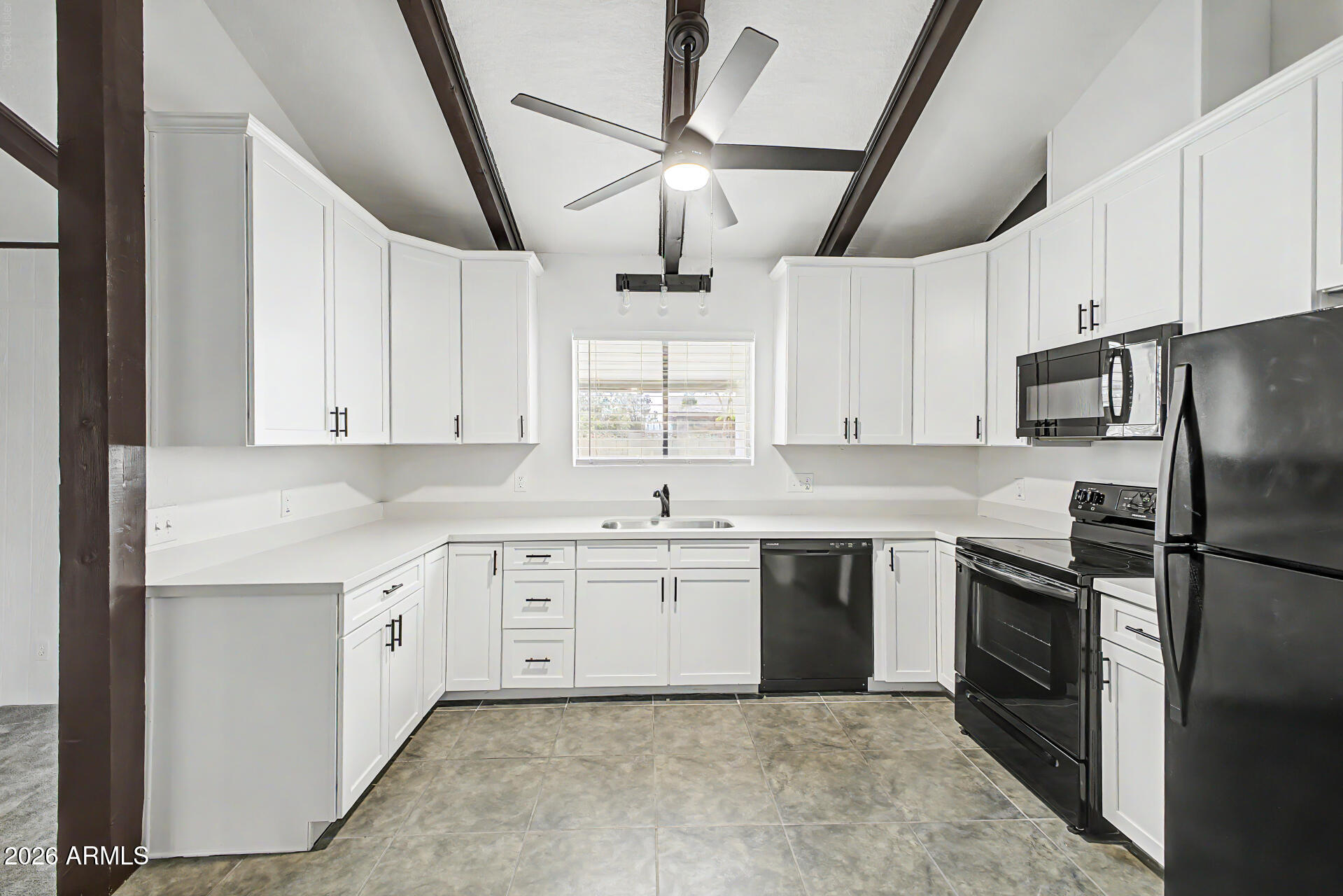 1326 S SPUR