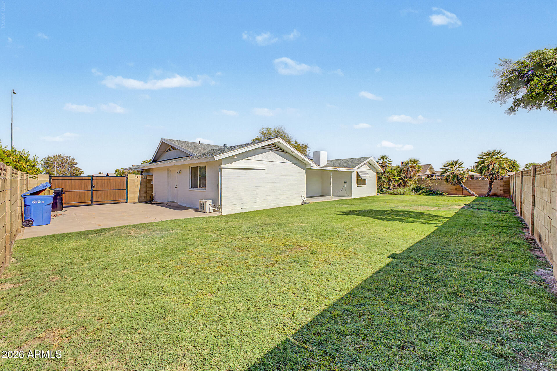 1326 S SPUR