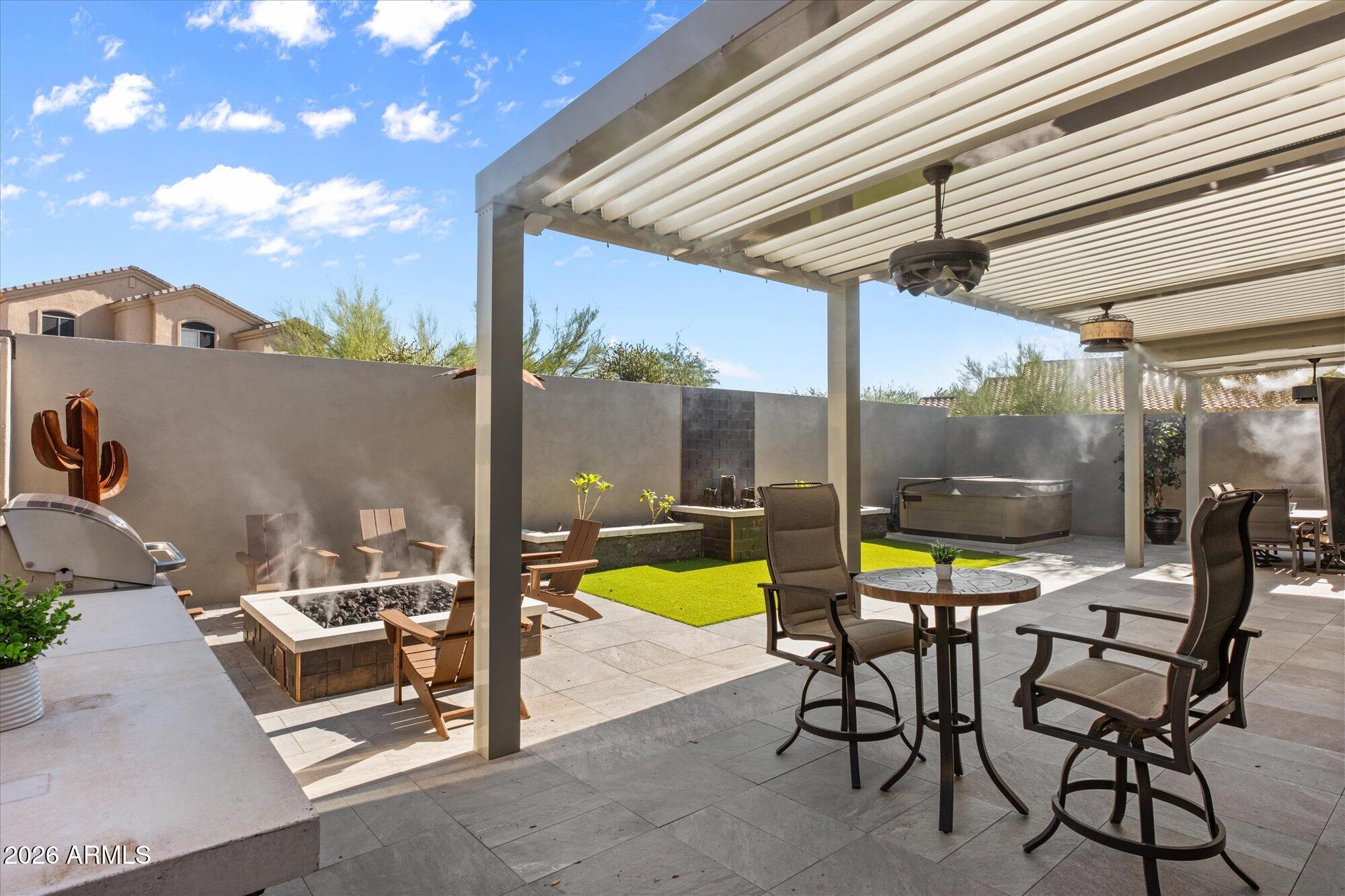 10401 E HELM Drive