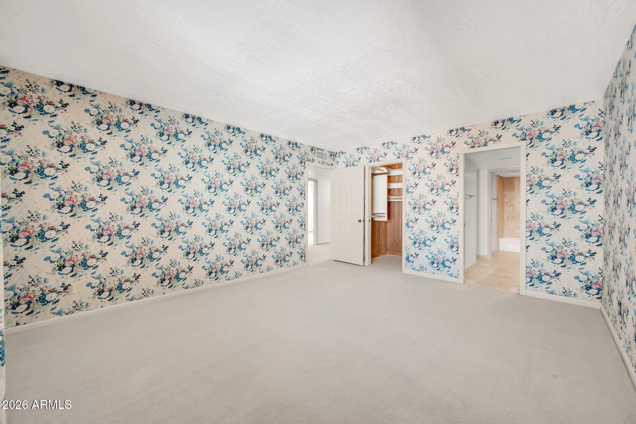 77 E MISSOURI Avenue 57