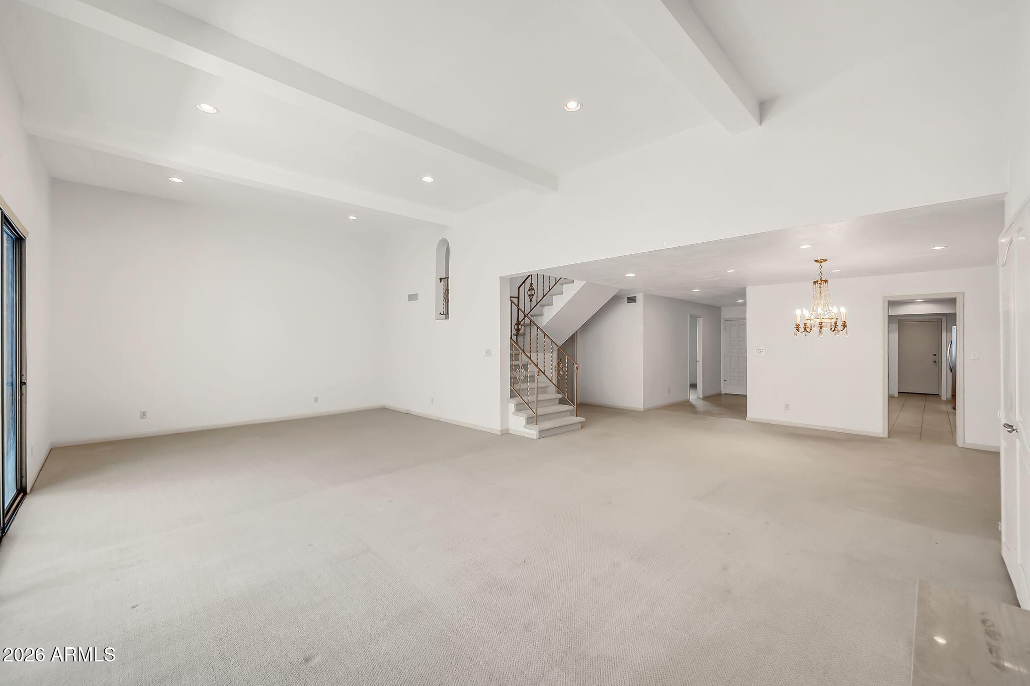 77 E MISSOURI Avenue 57