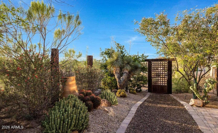 5491 E EL SENDERO Drive