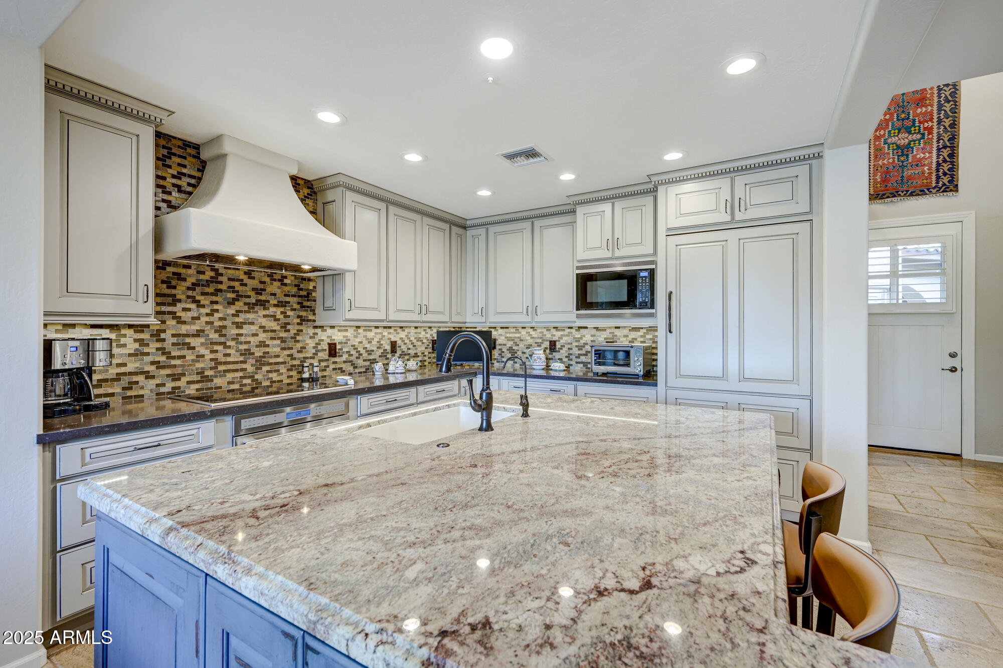 20802 N Grayhawk Drive 1131