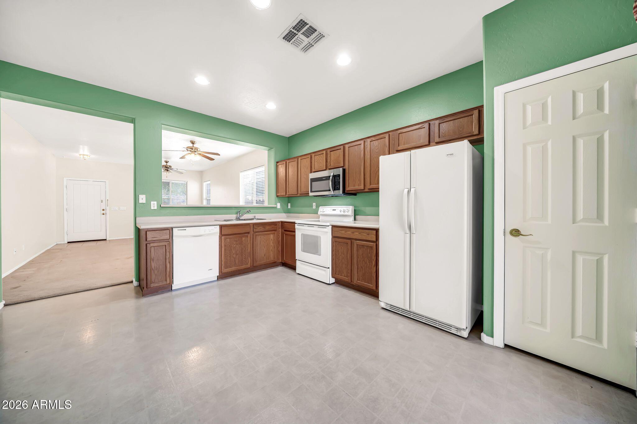 2312 W ALTA VISTA Road