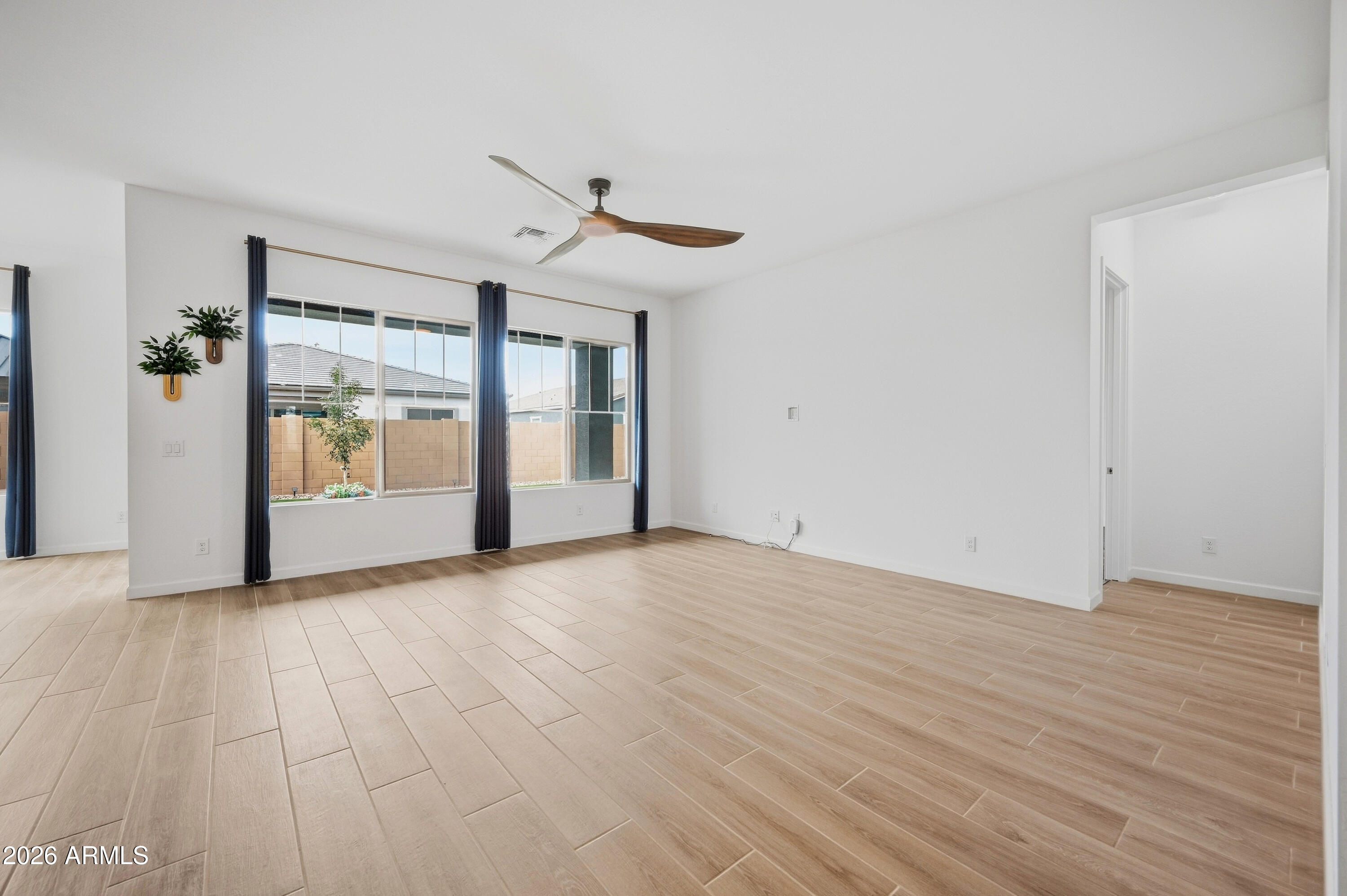 22658 E Roundup Way