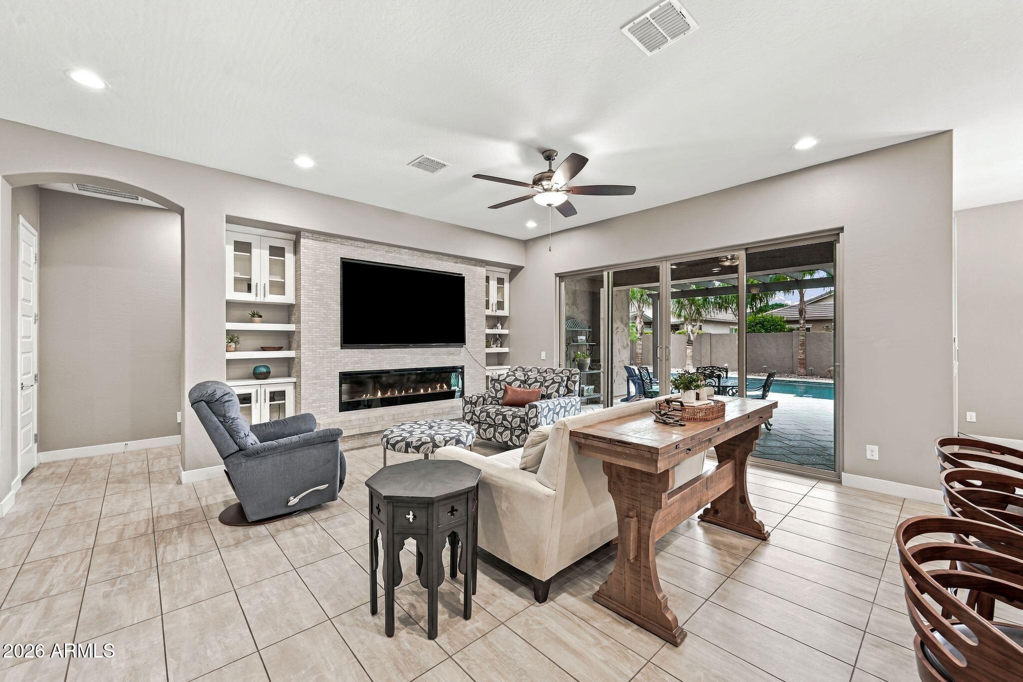 20575 E ARROWHEAD Trail