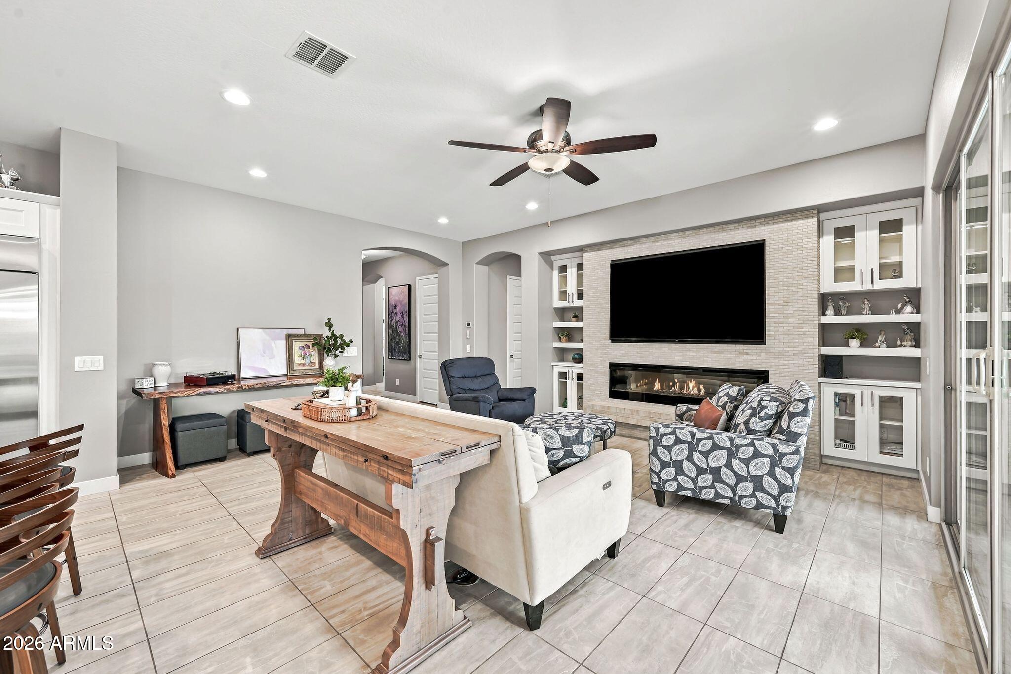 20575 E ARROWHEAD Trail