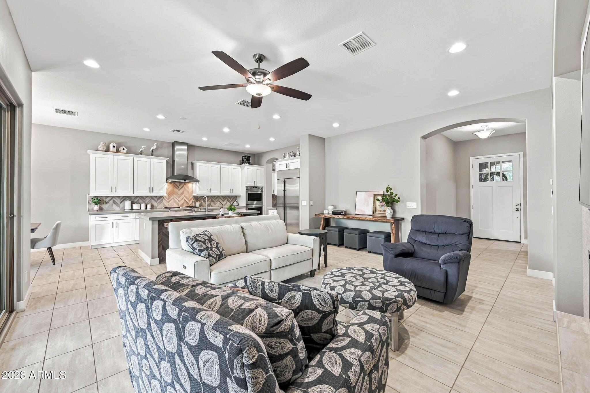 20575 E ARROWHEAD Trail