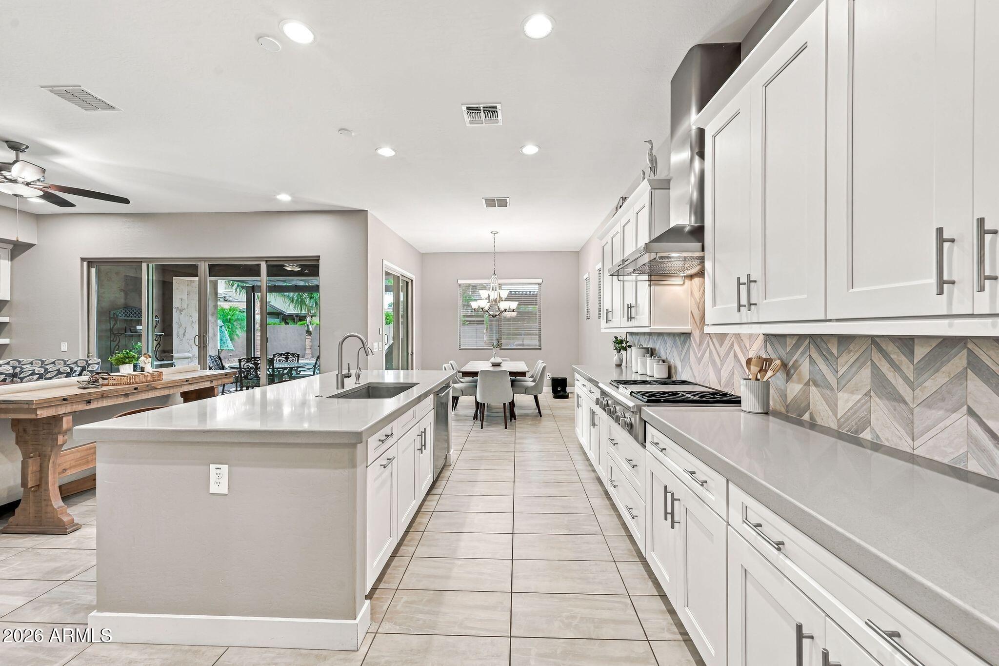 20575 E ARROWHEAD Trail