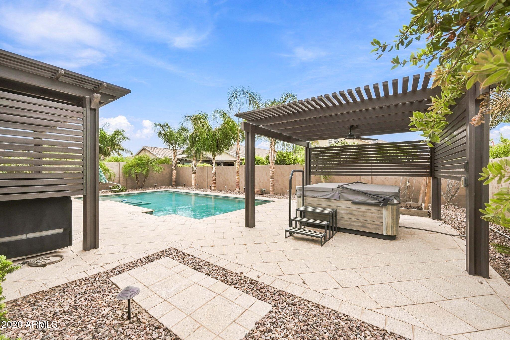 20575 E ARROWHEAD Trail