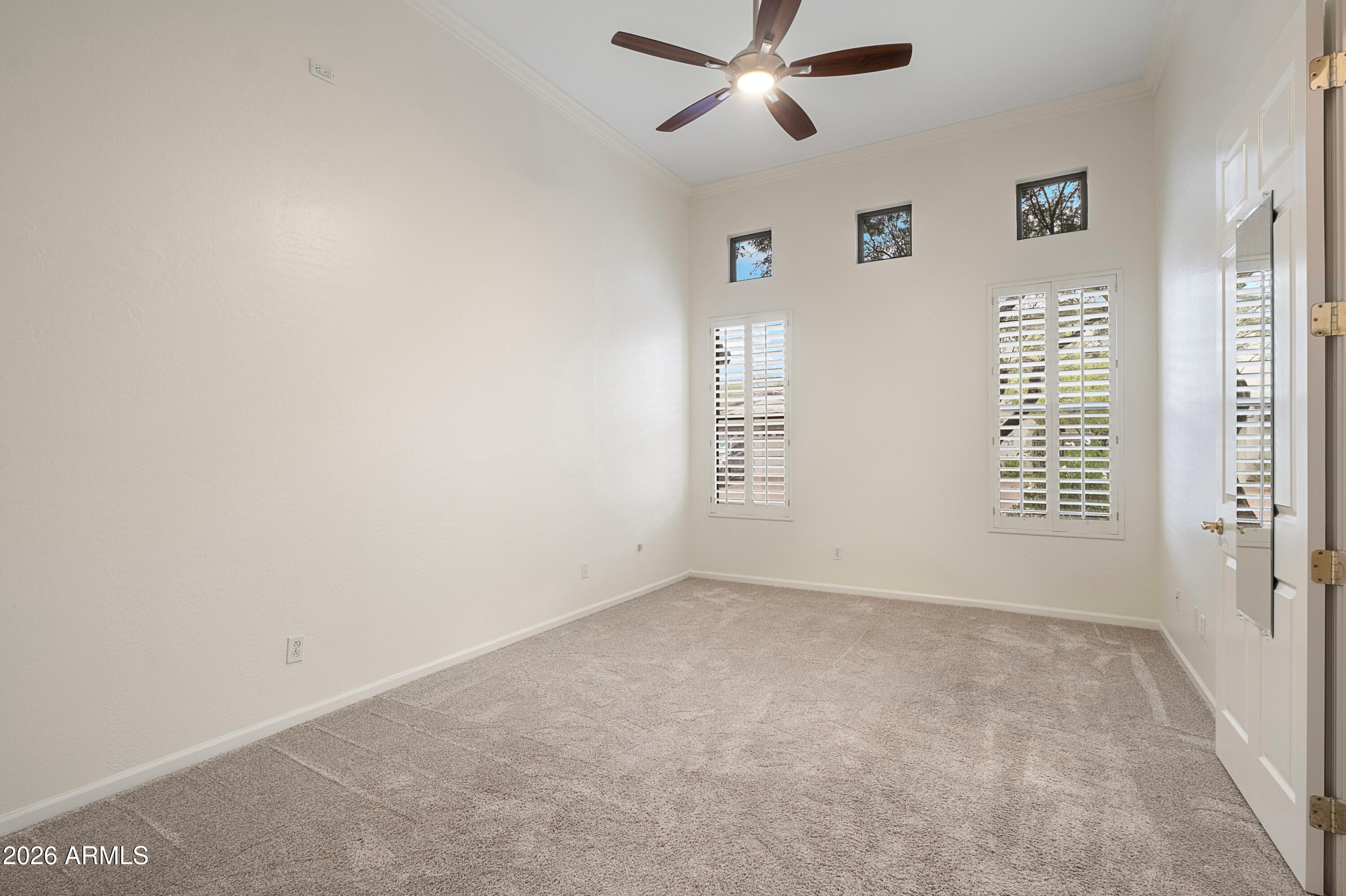20802 N GRAYHAWK Drive 1184