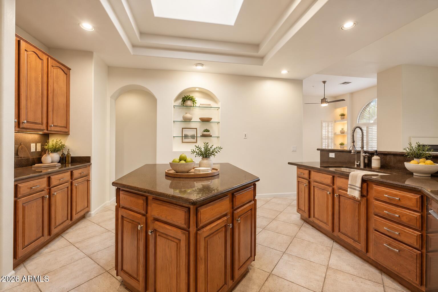 20802 N GRAYHAWK Drive 1184