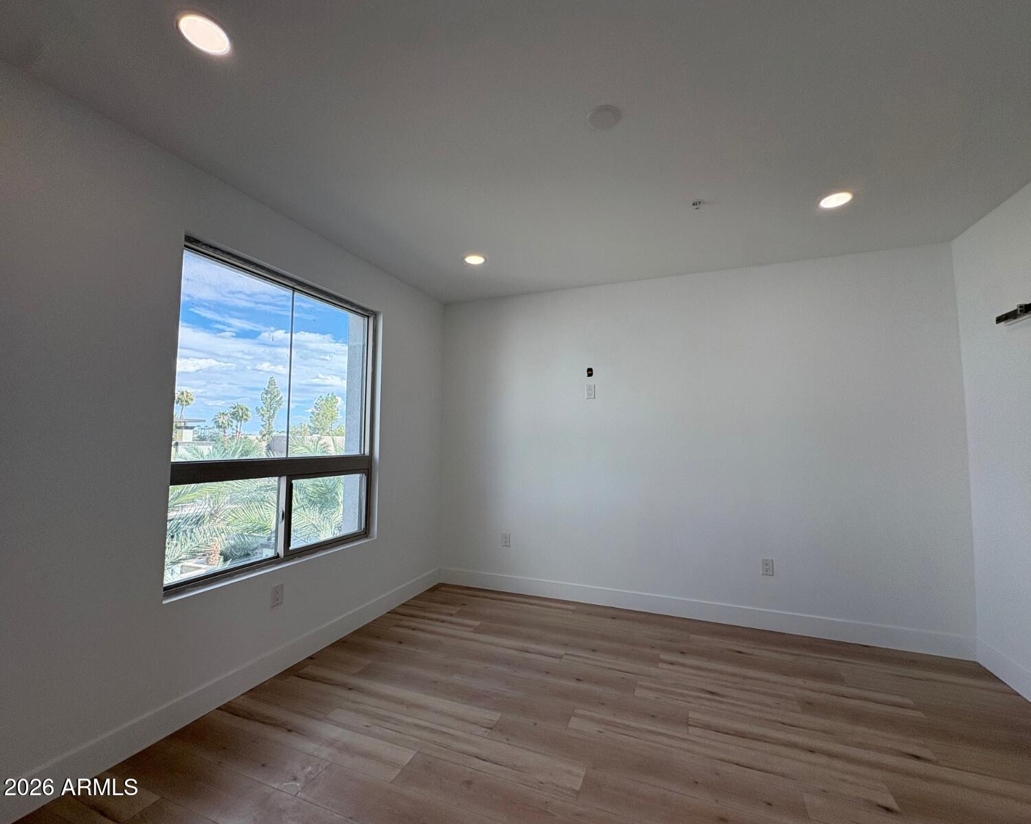 7788 E MAIN Street 1016