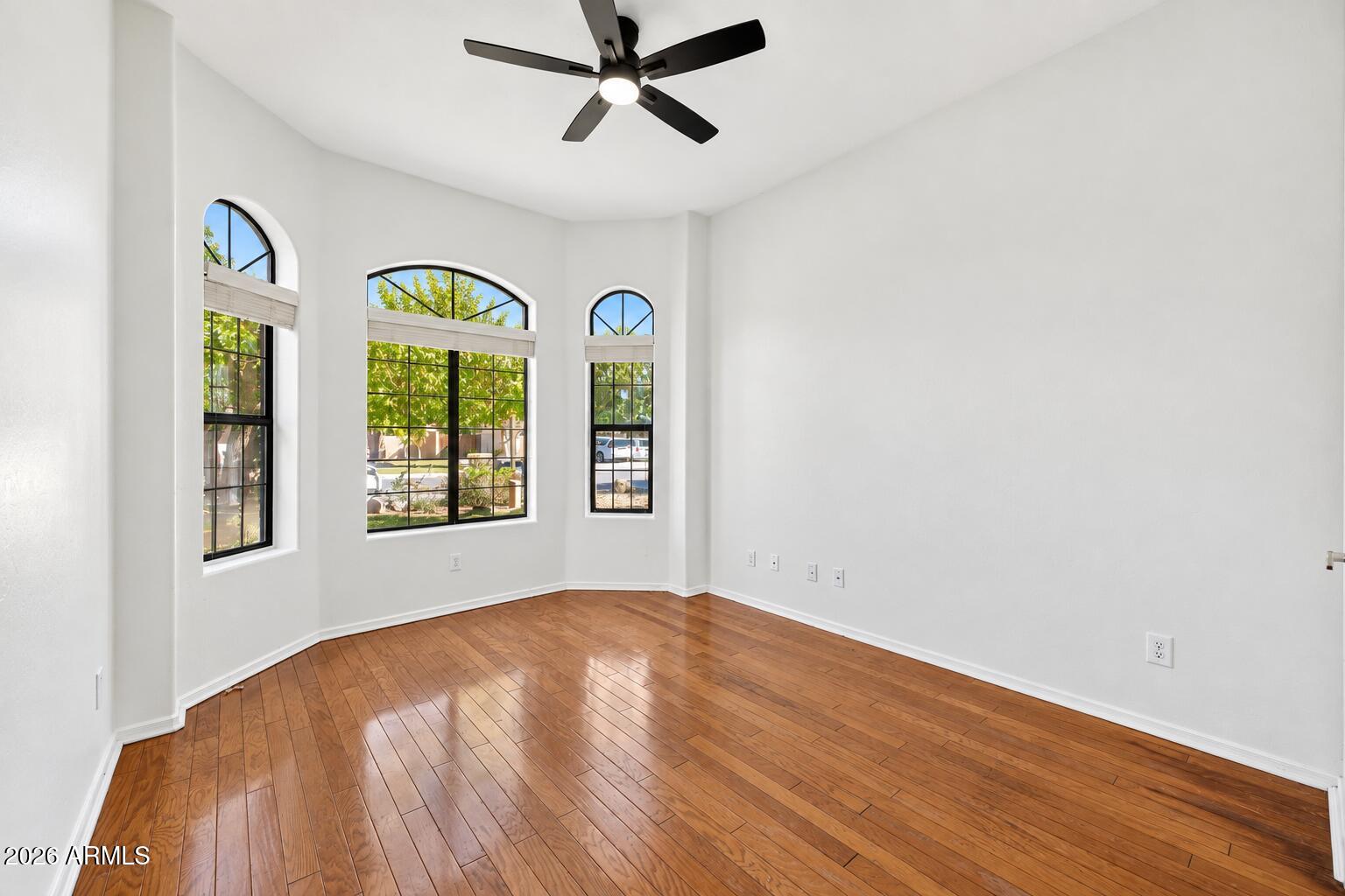 89 E ELGIN Street