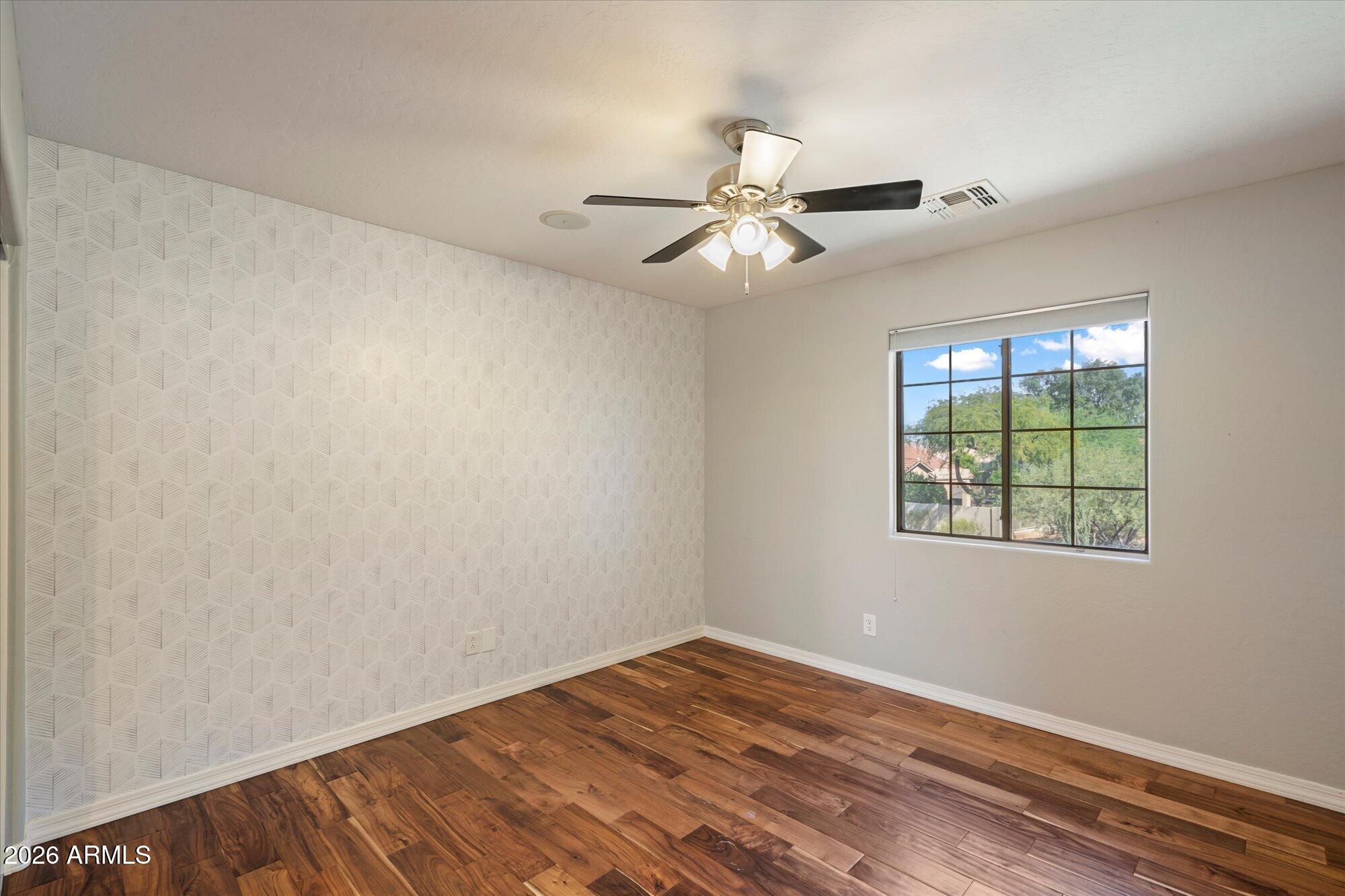 32644 N 40TH Place