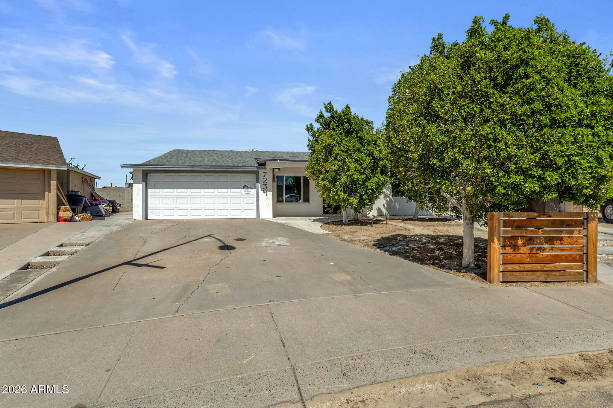7254 W NORTH Lane