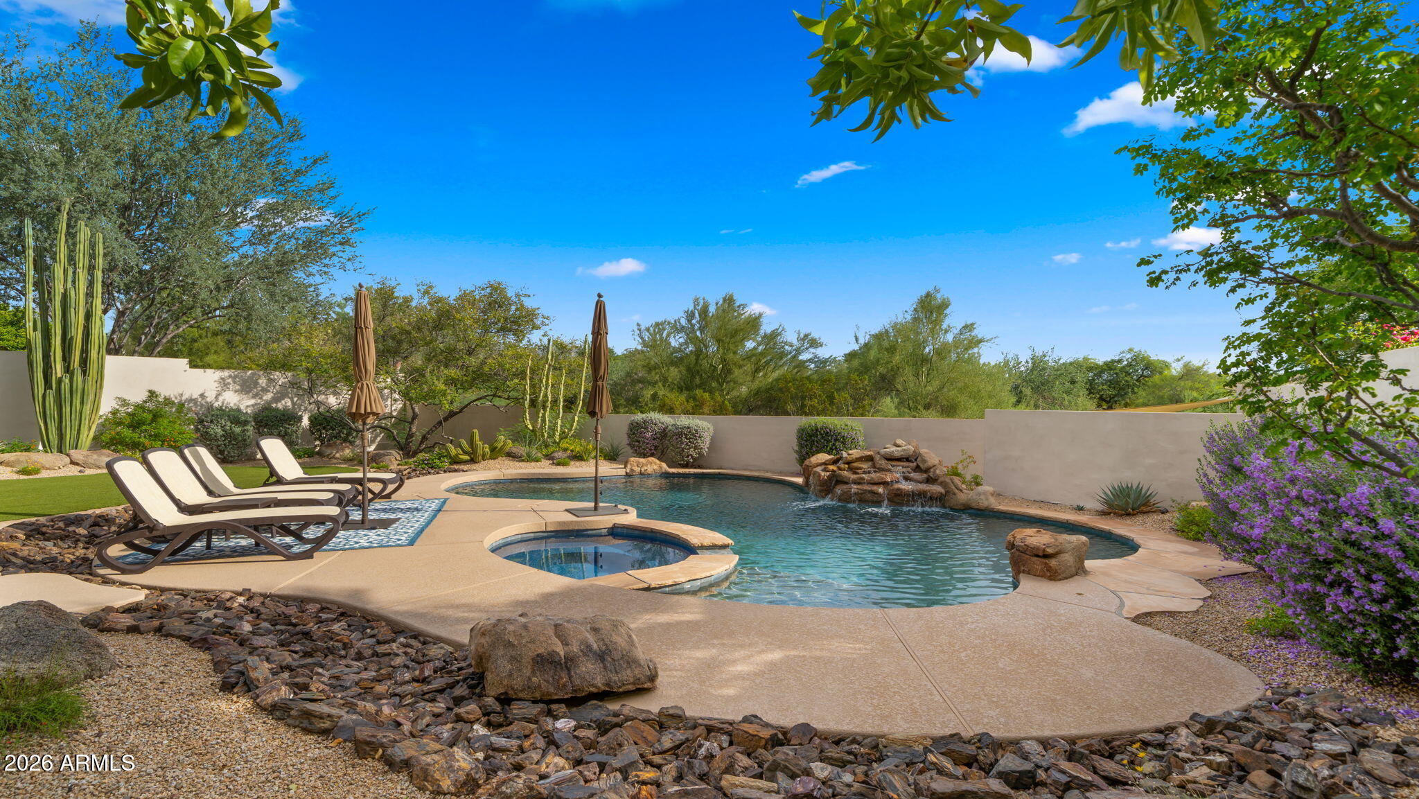 9031 E PARAISO Drive