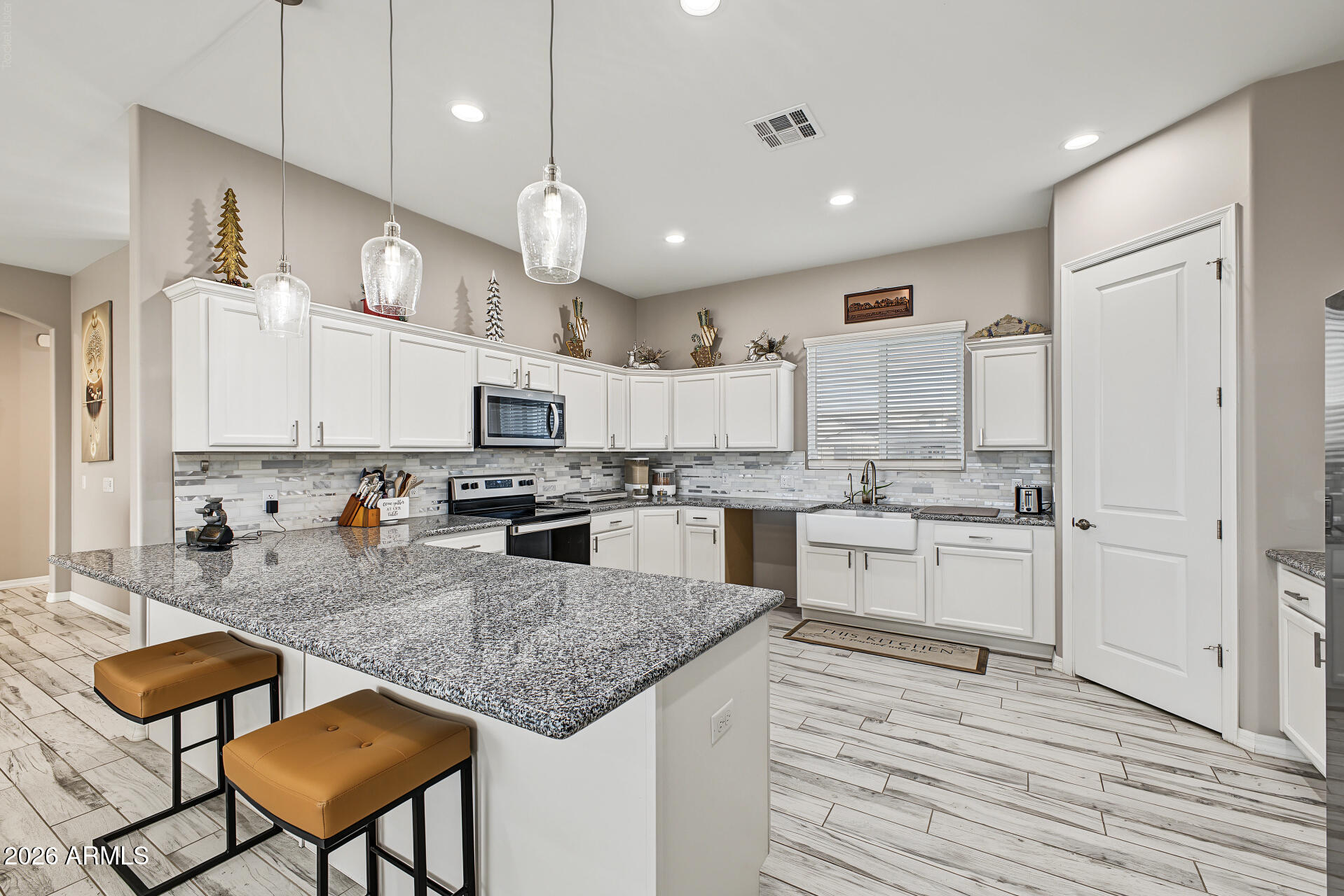 10265 W APPALOOSA Trail
