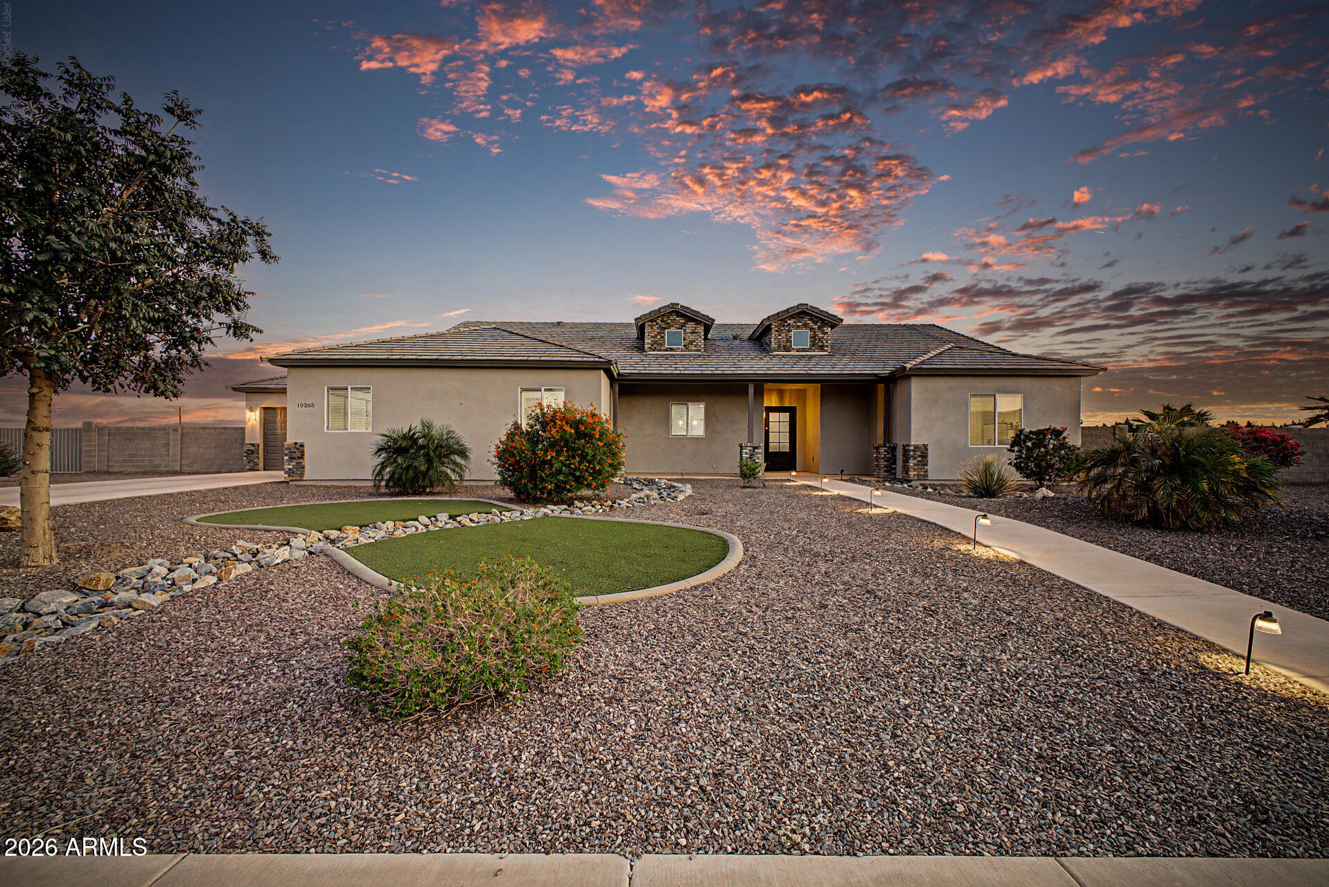 10265 W APPALOOSA Trail