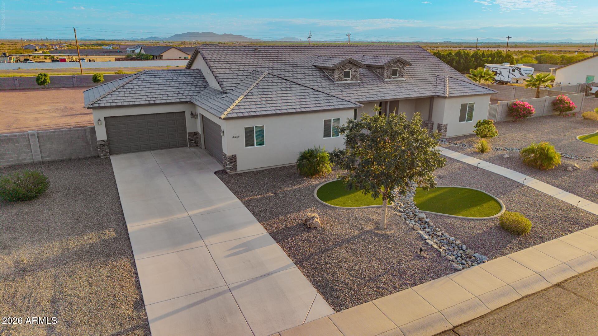 10265 W APPALOOSA Trail